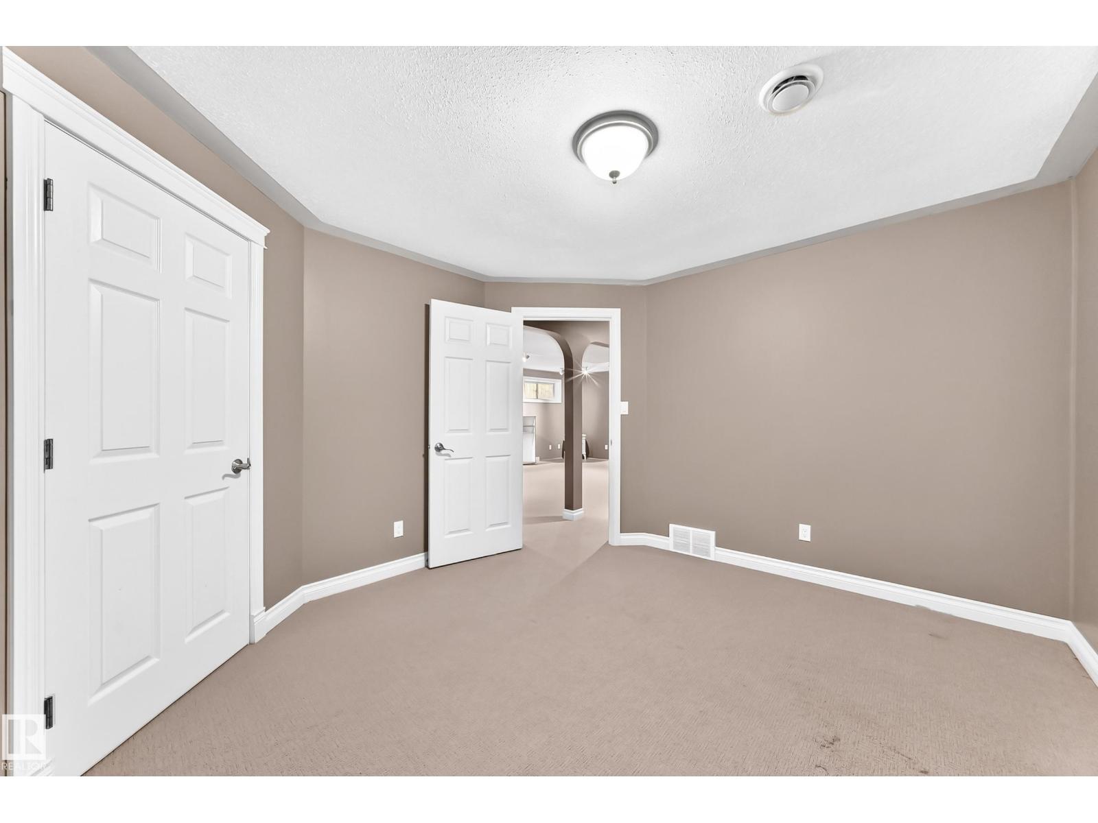 1108 117 St Sw Property Photo 40