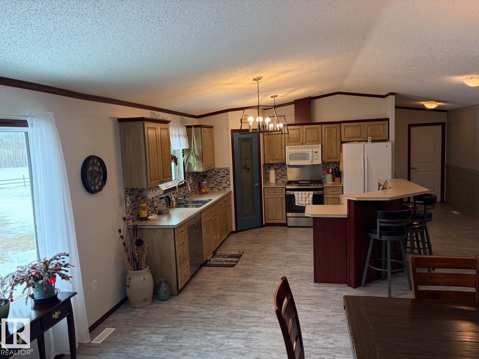 41102 Township Road 620 Property Photo 16