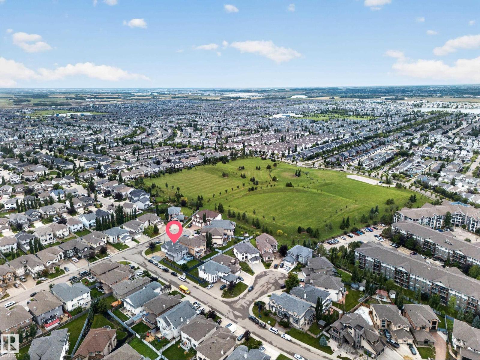 6904 18 Av Sw Property Photo 3