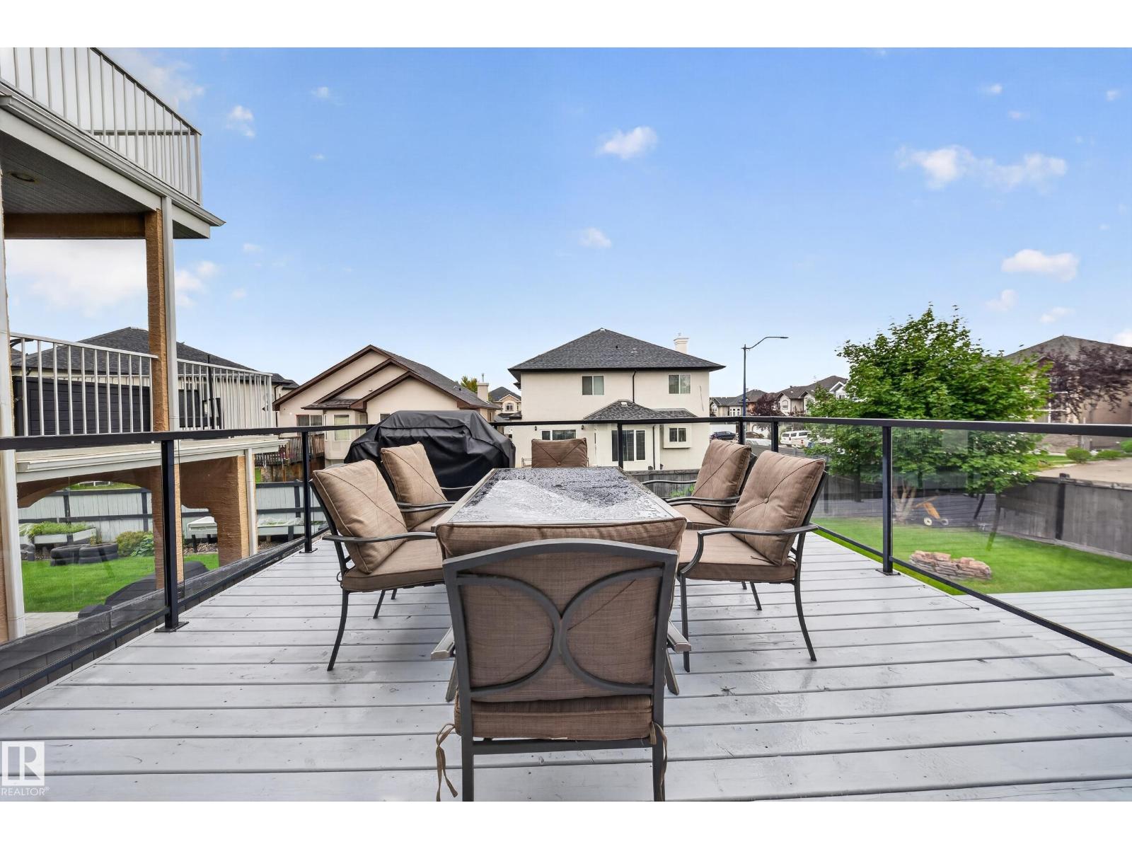 6904 18 Av Sw Property Photo 6