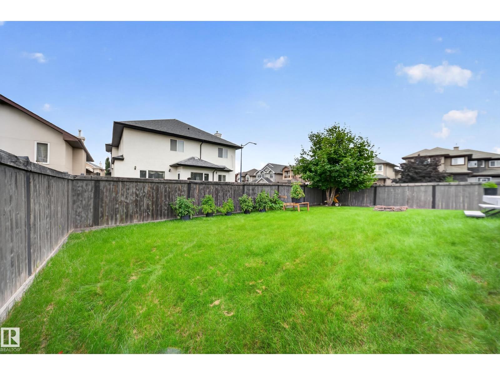 6904 18 Av Sw Property Photo 7
