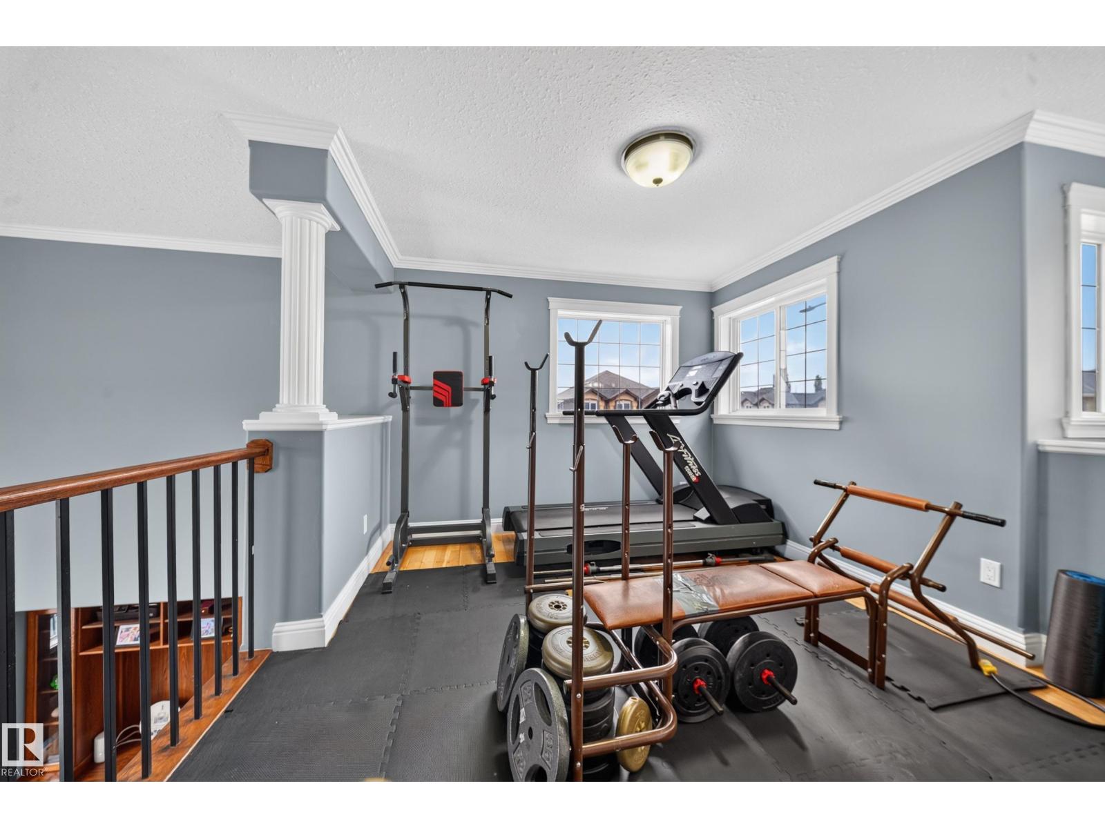 6904 18 Av Sw Property Photo 33