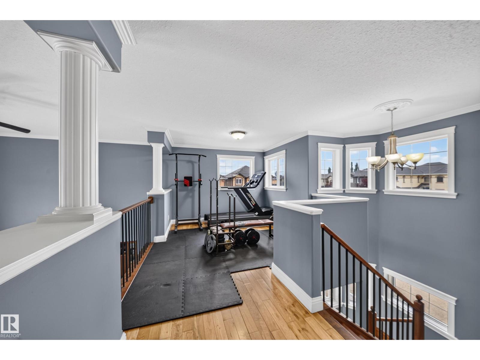 6904 18 Av Sw Property Photo 36