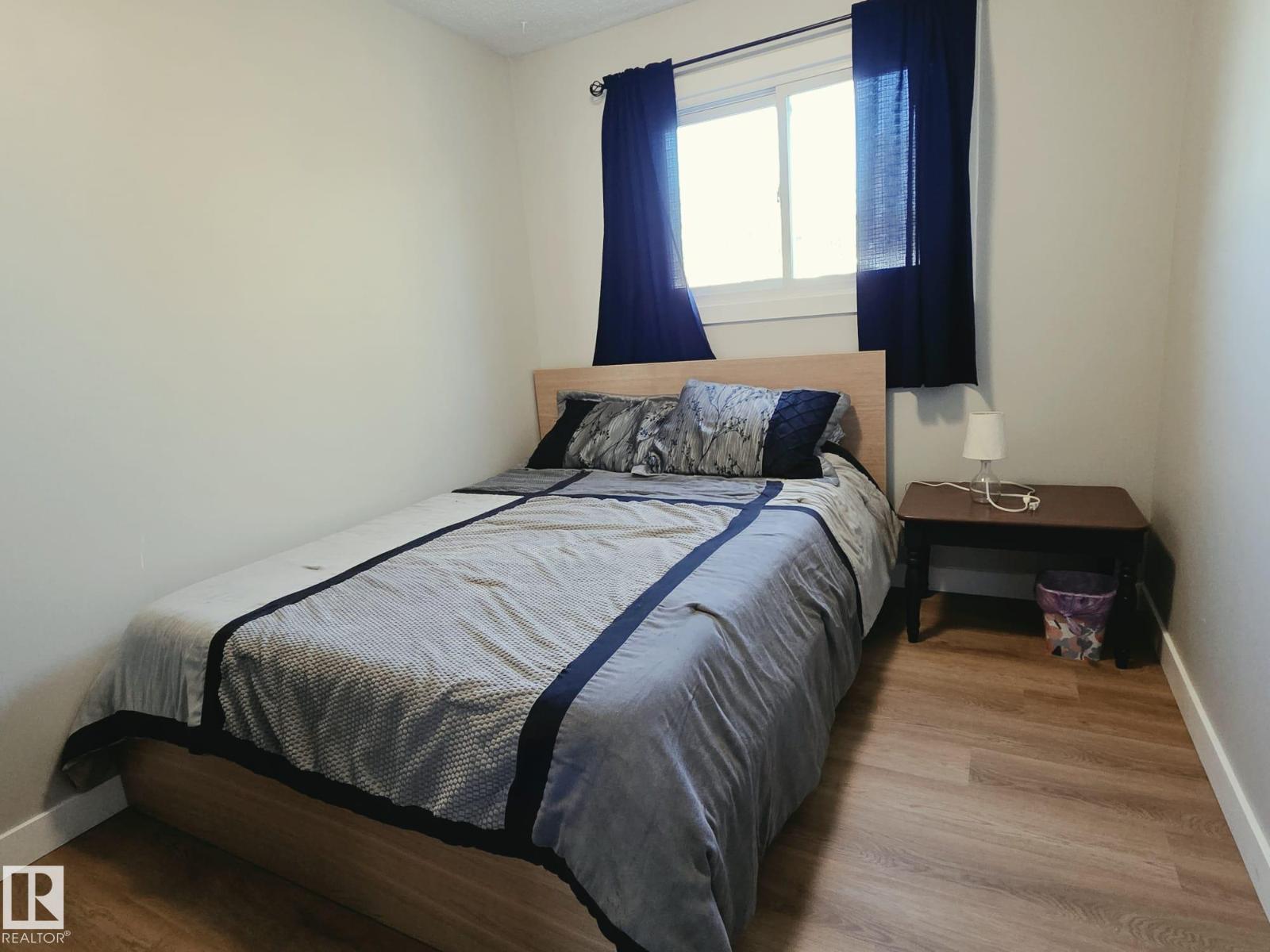5807 51 Av Property Photo 26