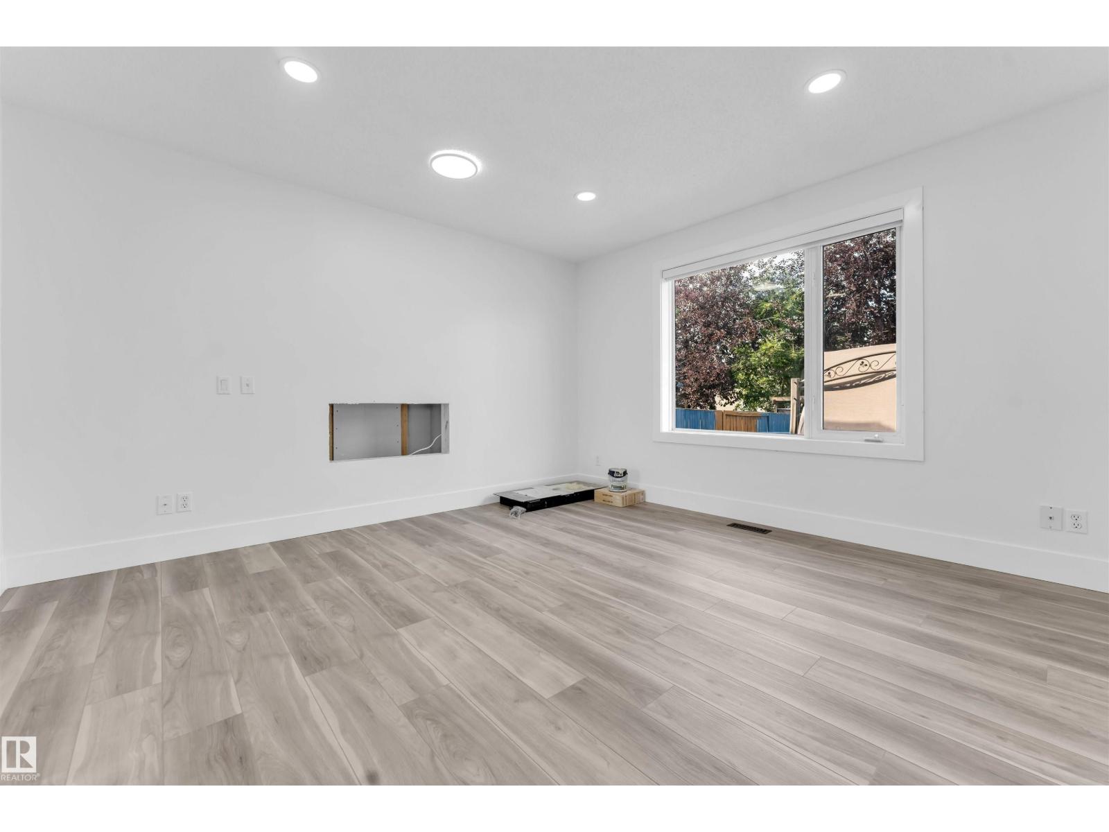 336 Wild Rose Wy Nw Property Photo 10