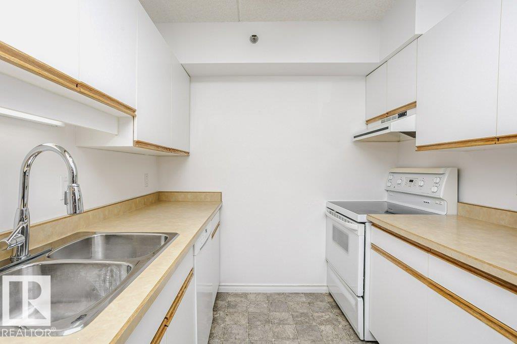 #207 4906 47 Av Property Photo 14