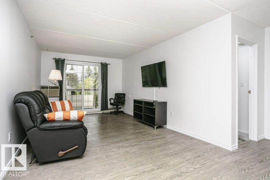 #207 4906 47 Av Property Photo 21