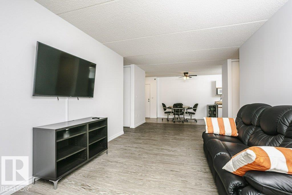 #207 4906 47 Av Property Photo 25