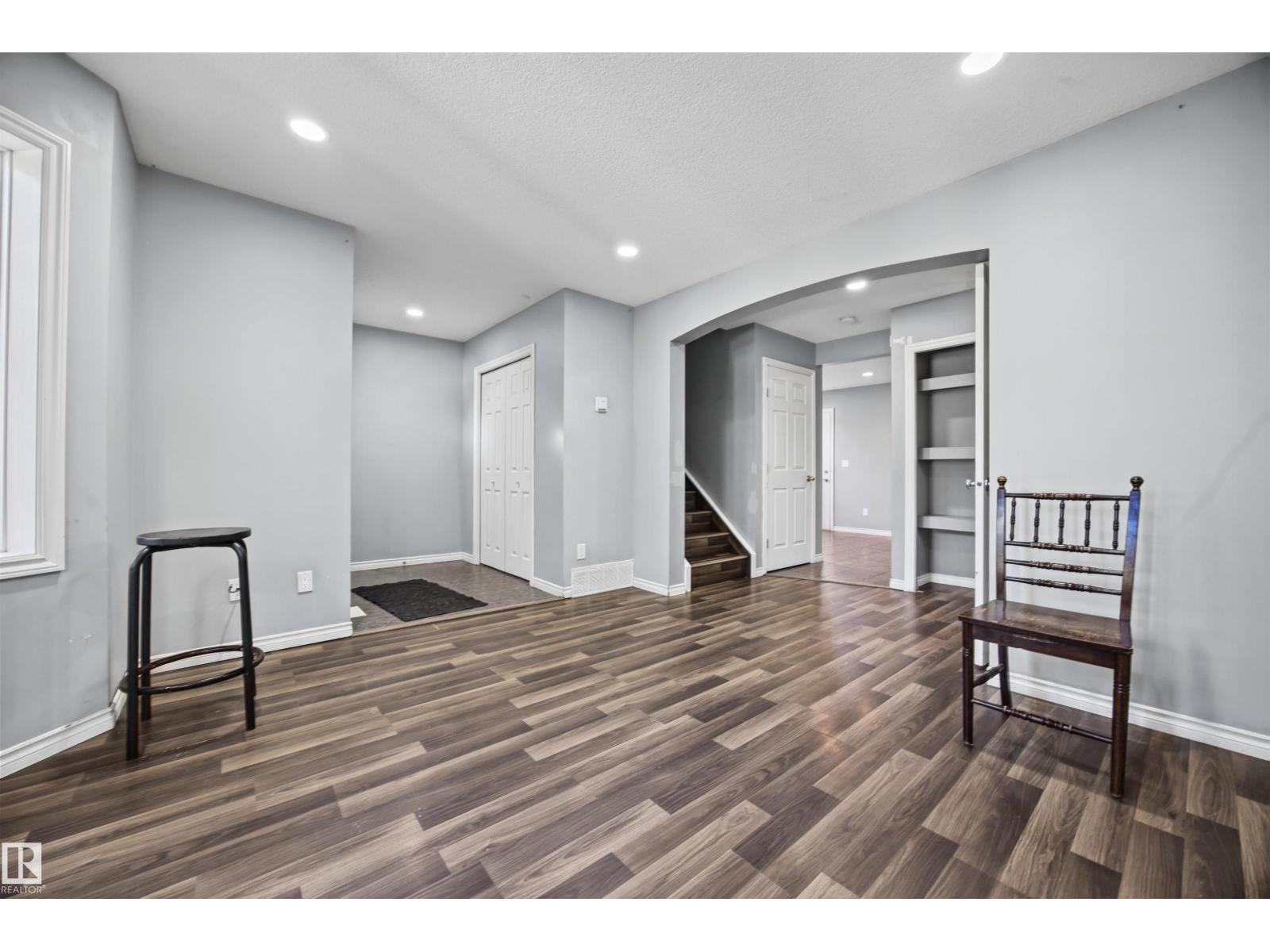 9626 106 Av Nw Property Photo 5