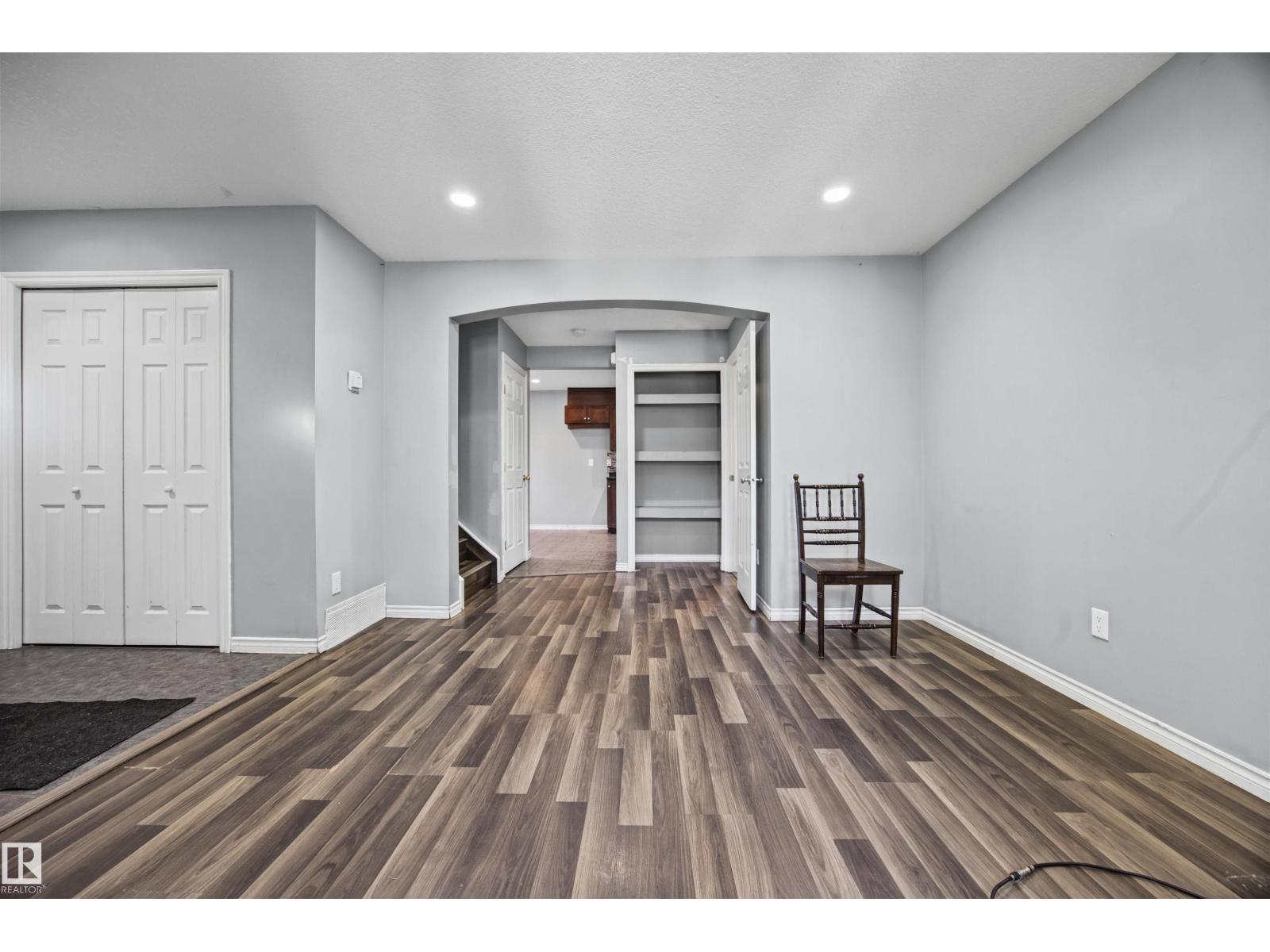 9626 106 Av Nw Property Photo 6