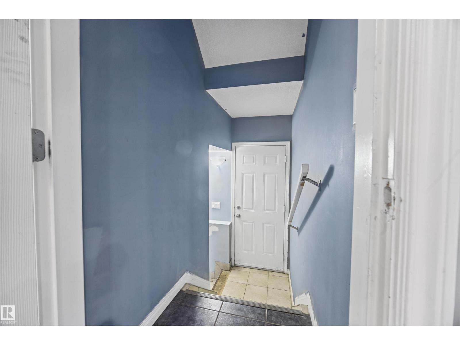 9626 106 Av Nw Property Photo 31