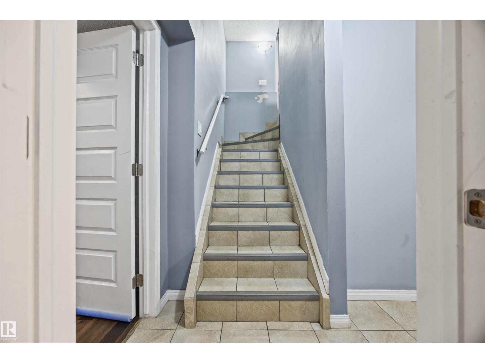 9626 106 Av Nw Property Photo 32