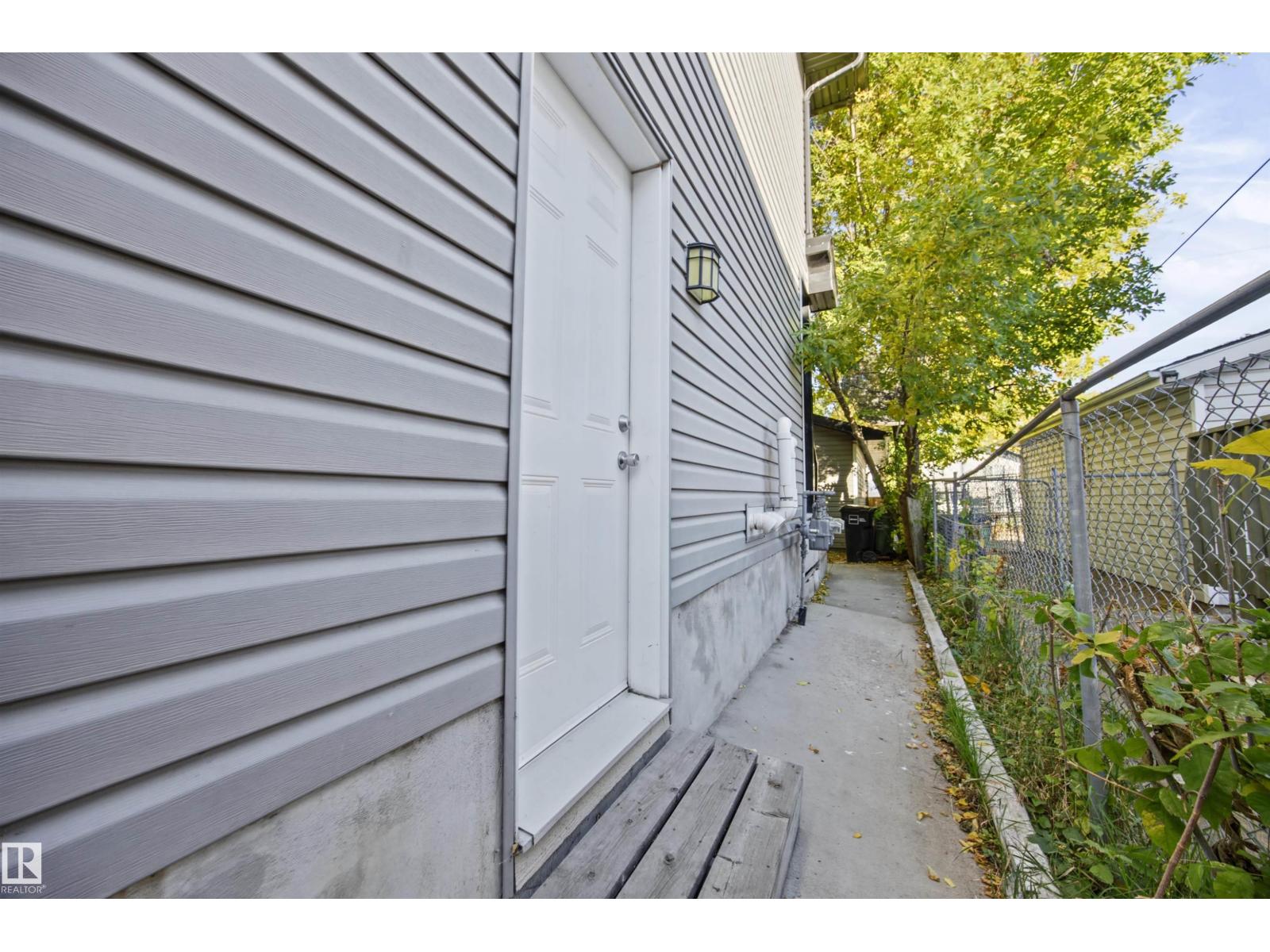 9626 106 Av Nw Property Photo 43