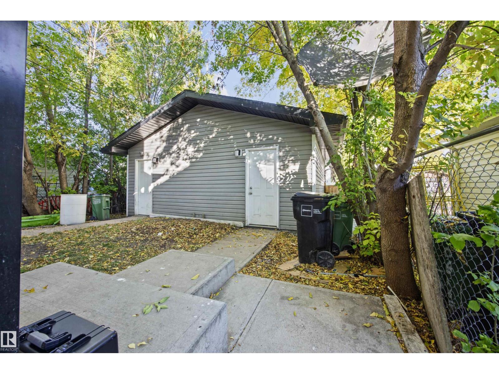 9626 106 Av Nw Property Photo 44