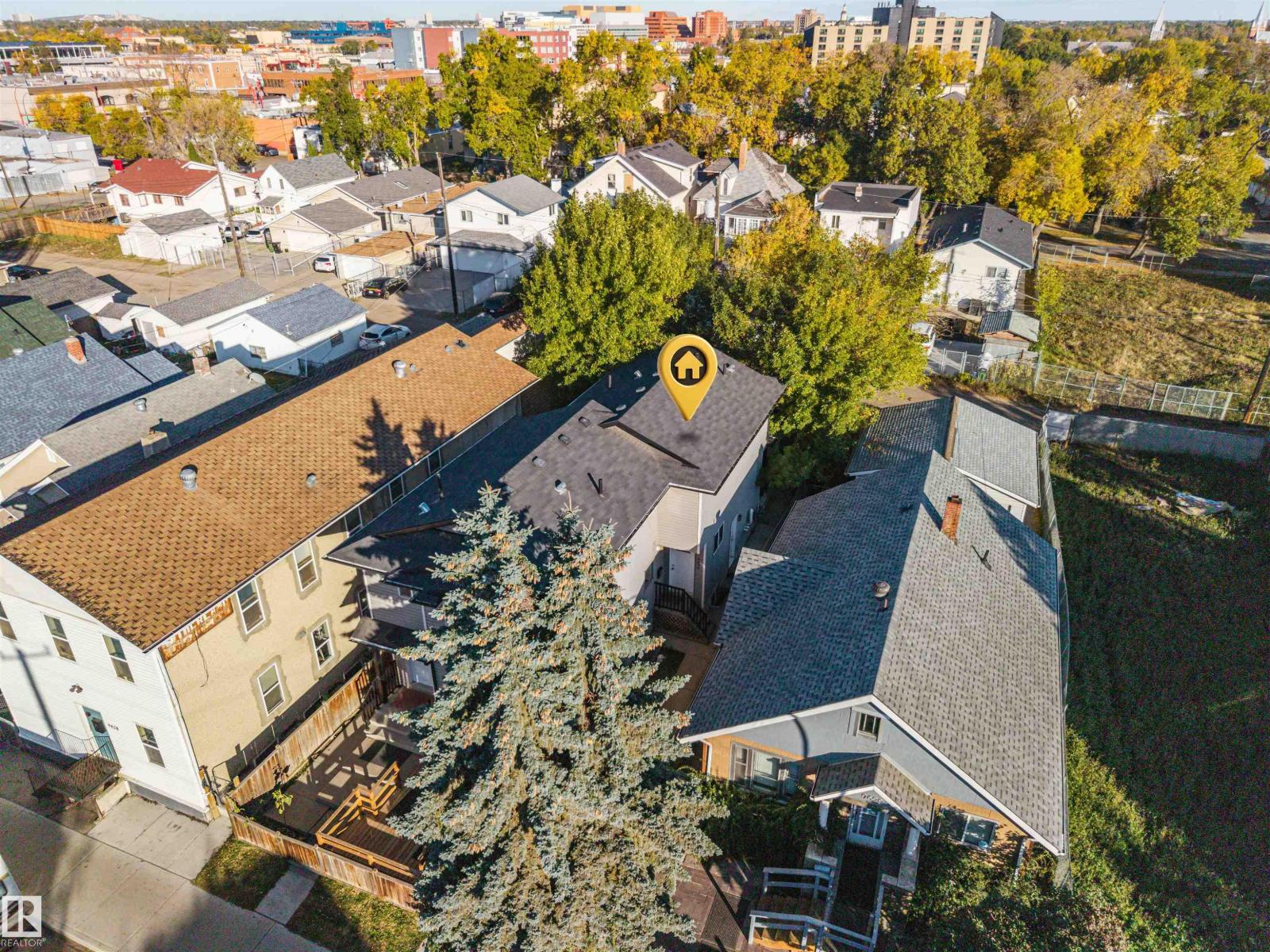 9626 106 Av Nw Property Photo 47