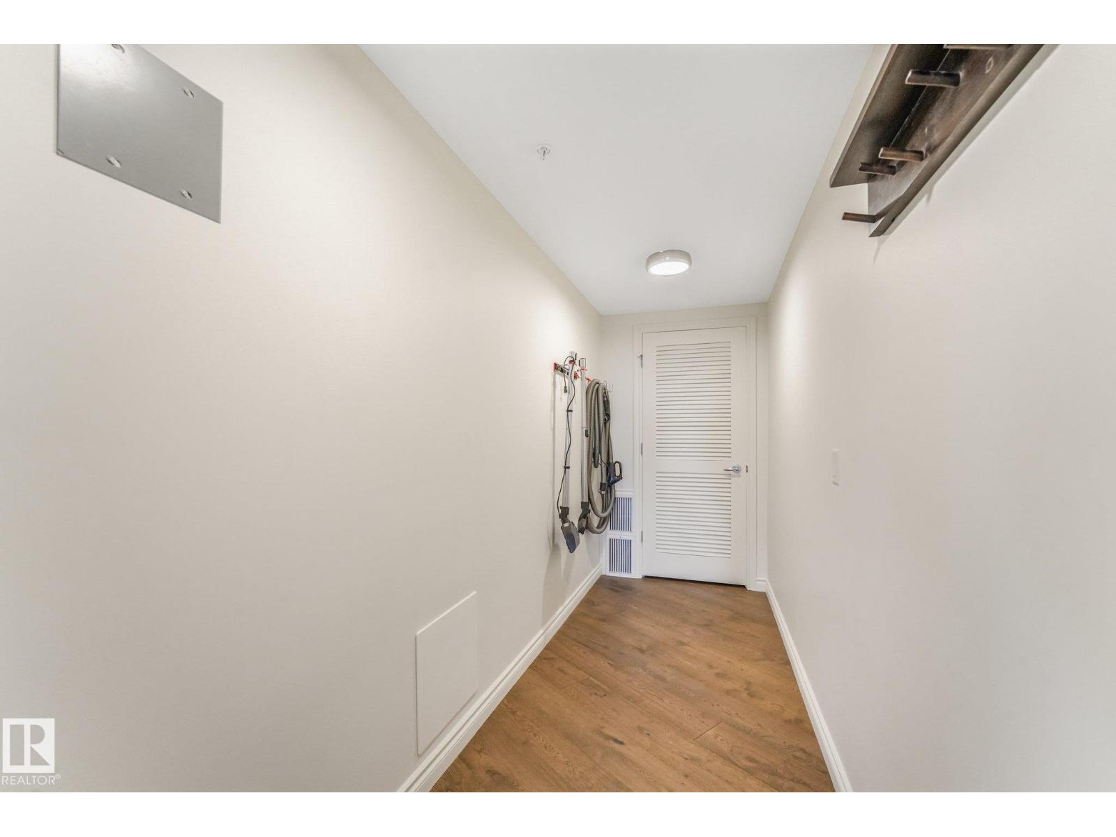 #902 10108 125 St Nw Property Photo 43