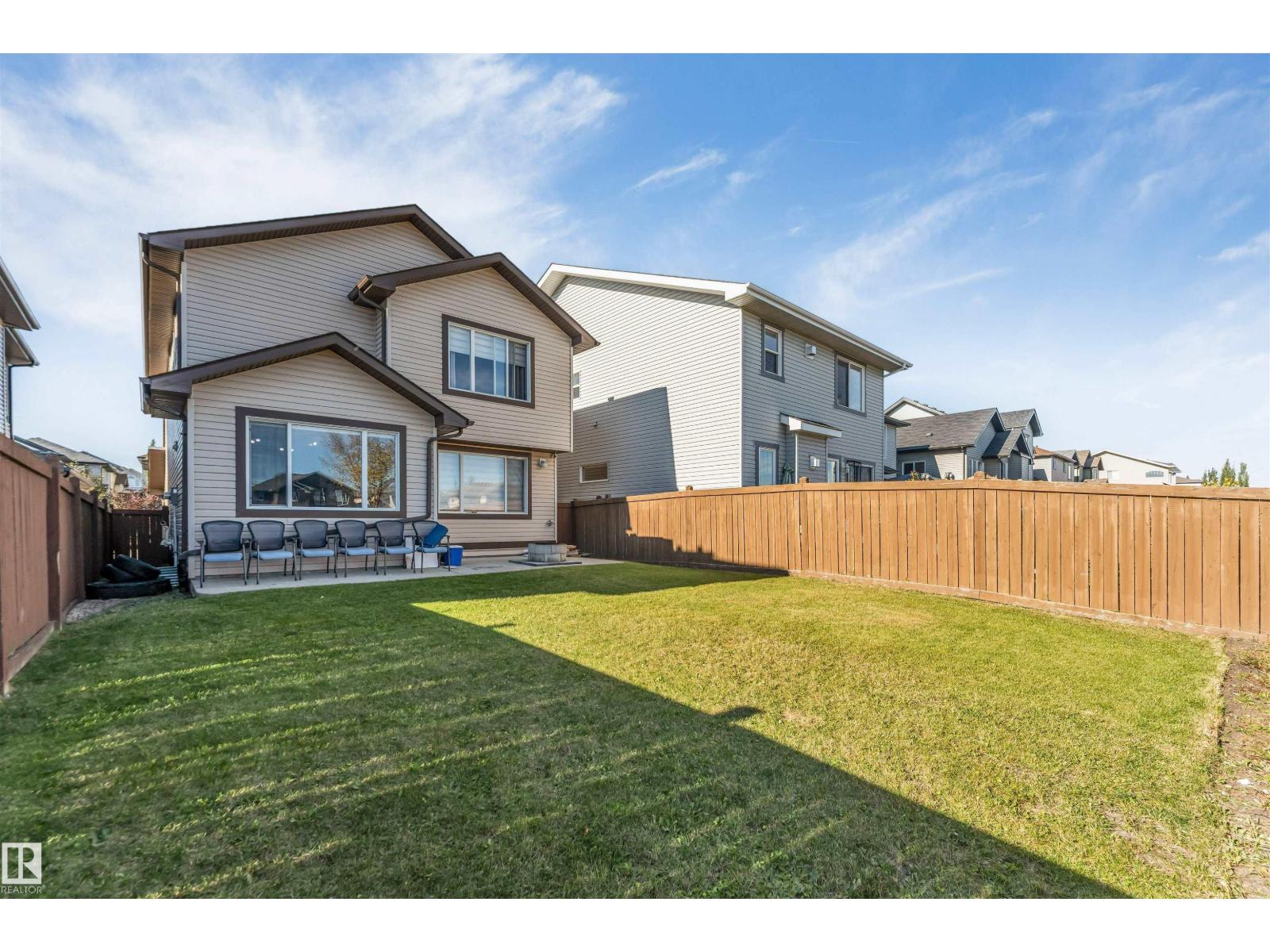 3908 166 Av Nw Property Photo 3