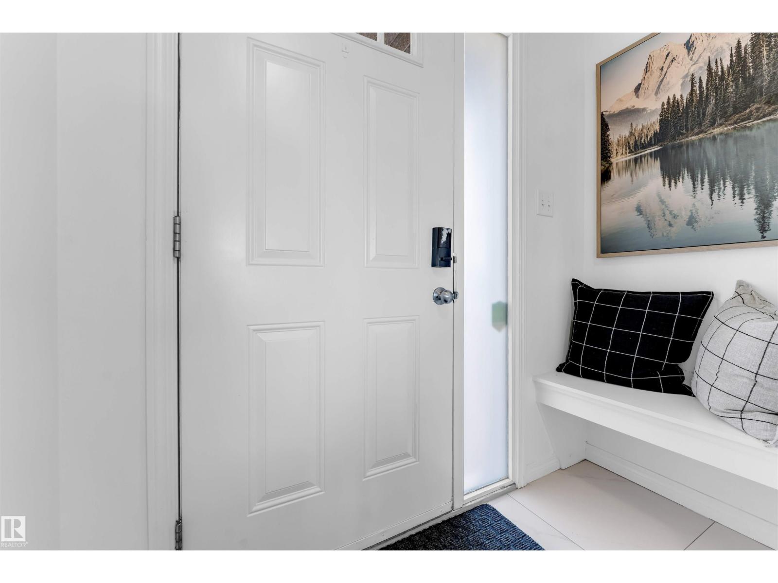 3908 166 Av Nw Property Photo 7