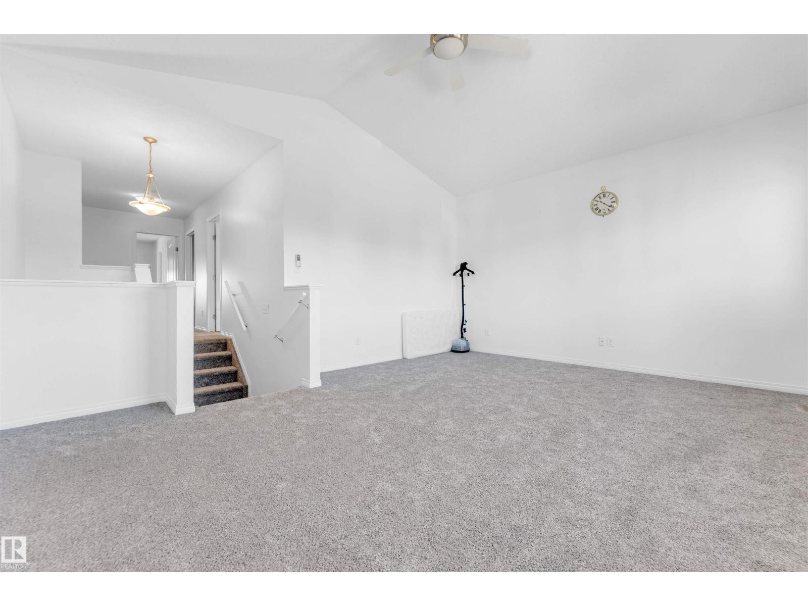 3908 166 Av Nw Property Photo 25
