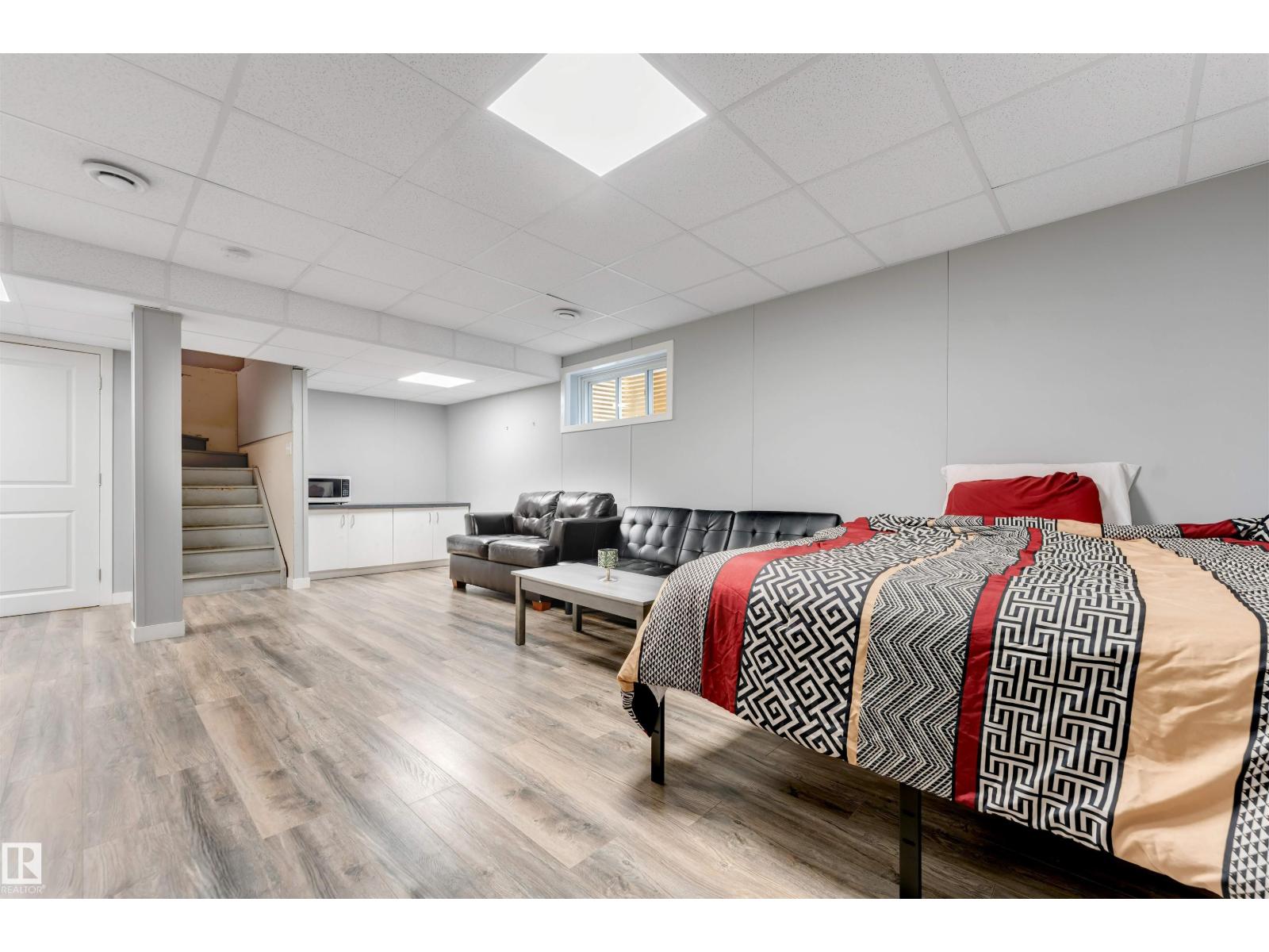 3908 166 Av Nw Property Photo 41