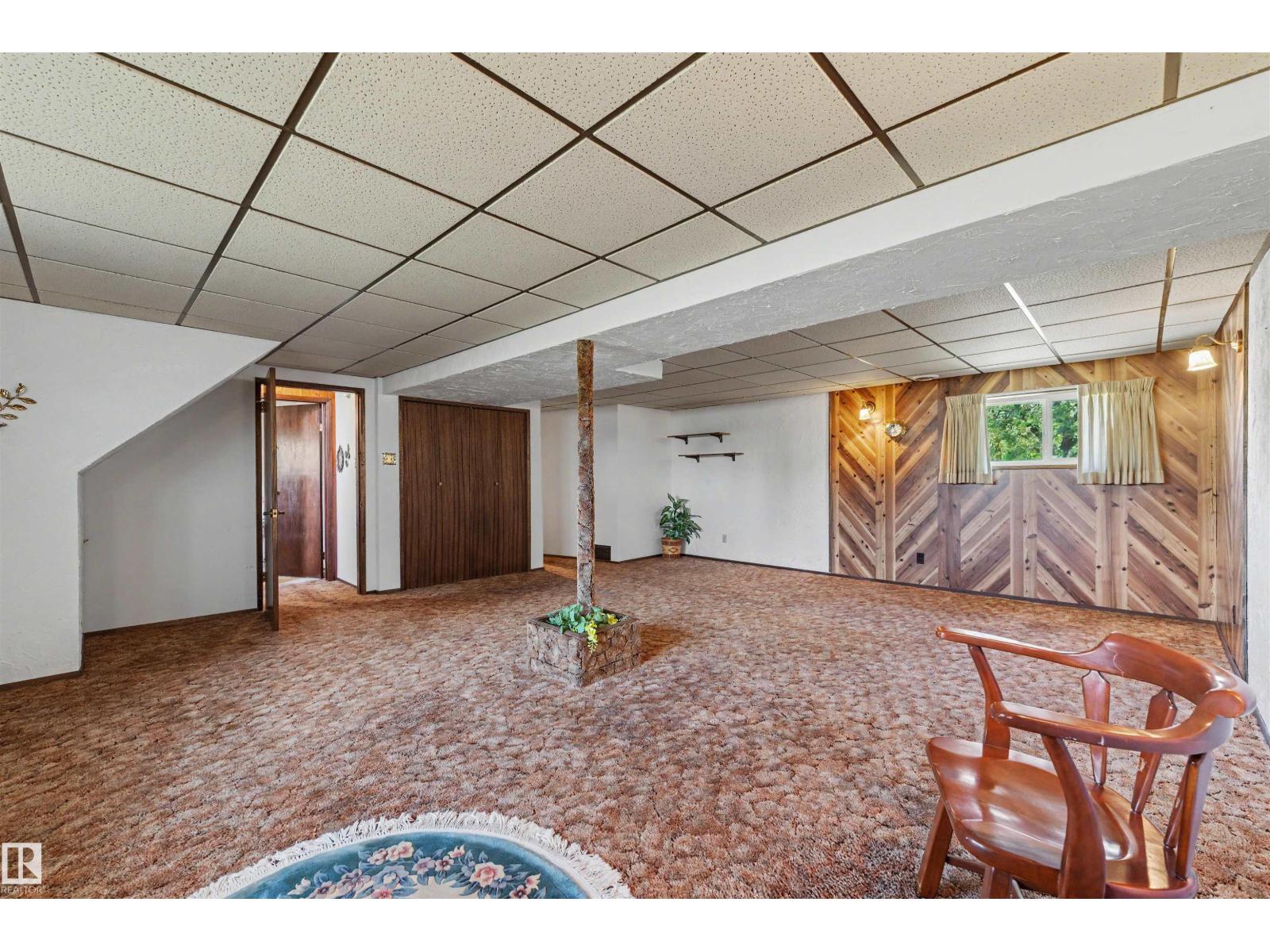 9703 104 St Property Photo 17