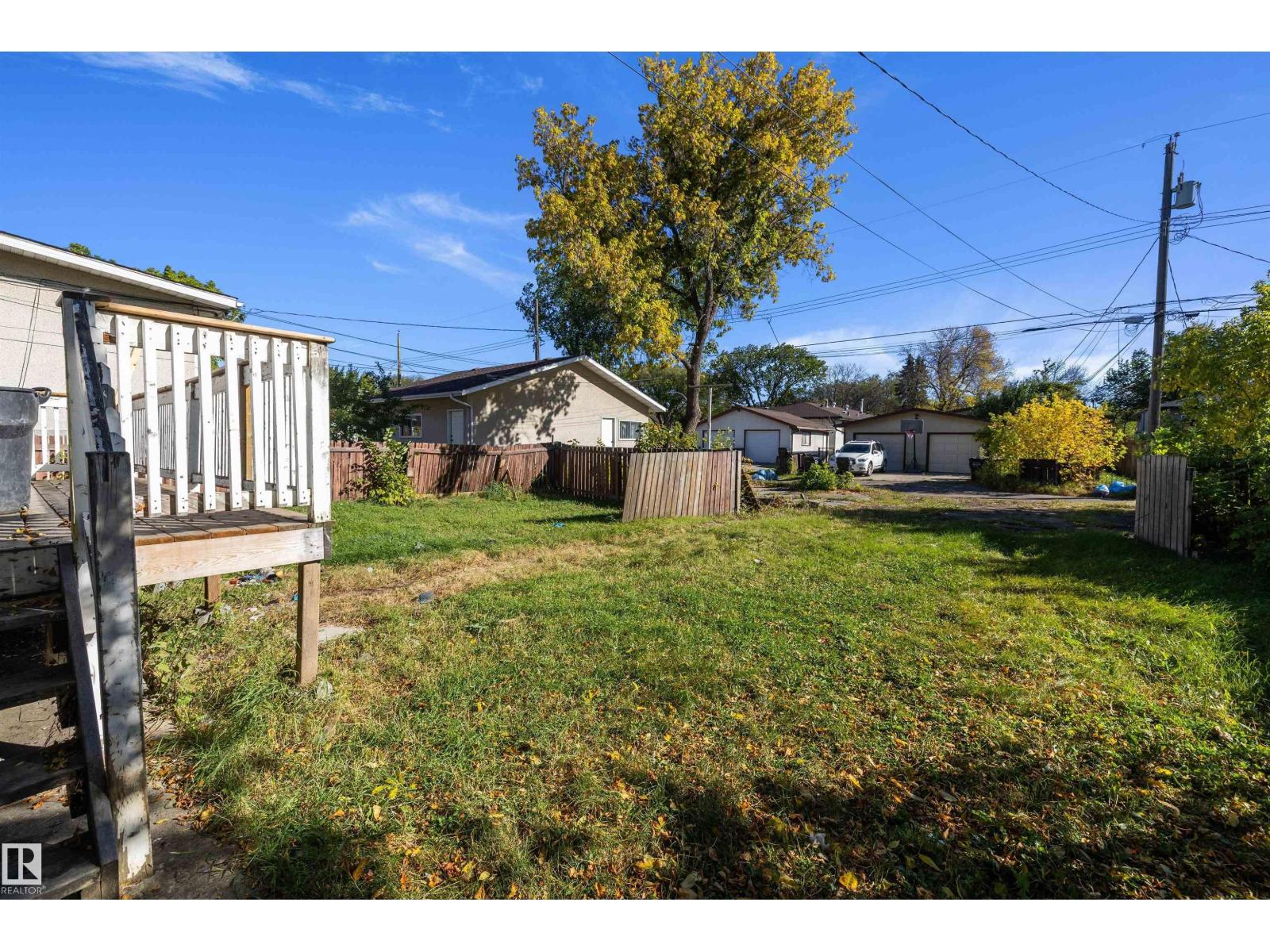 12043 87 St Nw Property Photo 5