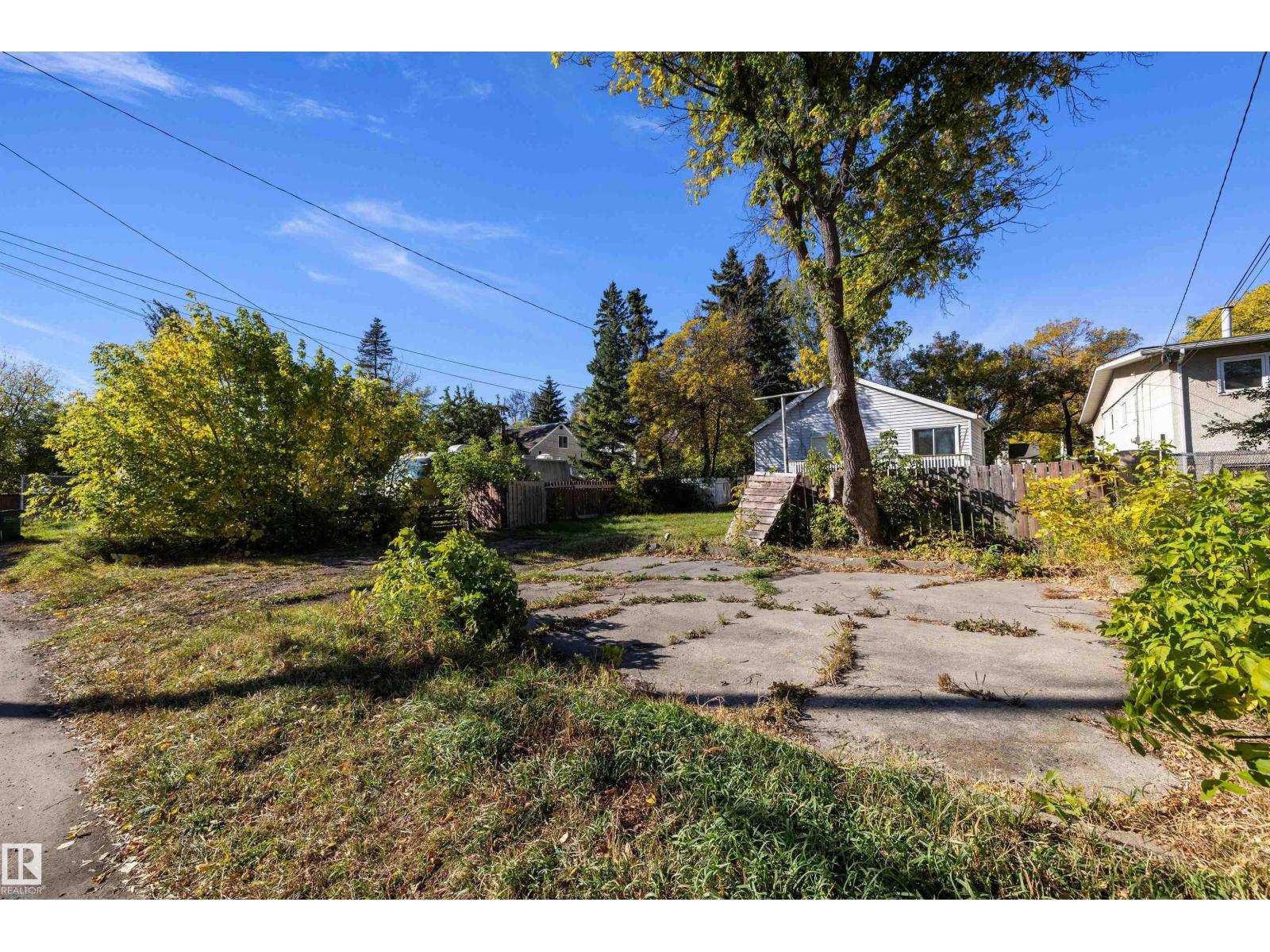 12043 87 St Nw Property Photo 10