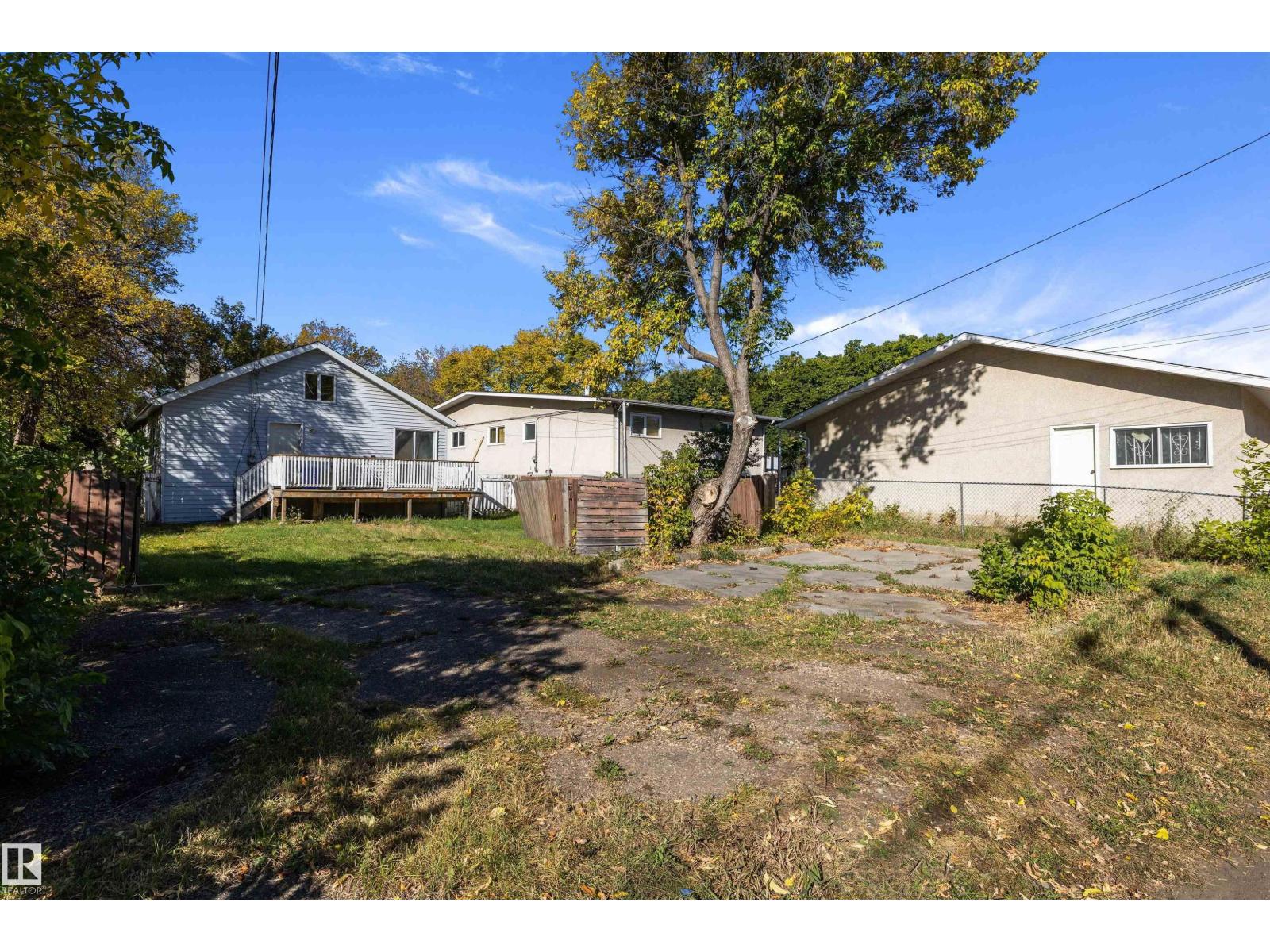 12043 87 St Nw Property Photo 11