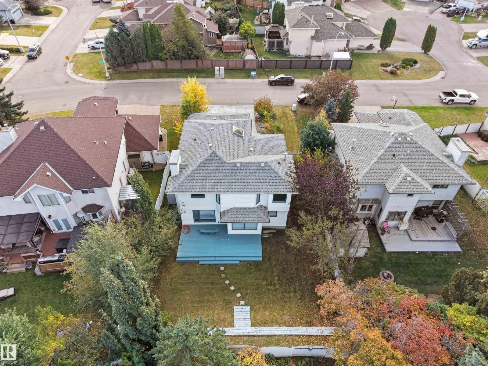 2908 44a Av Nw Property Photo 6