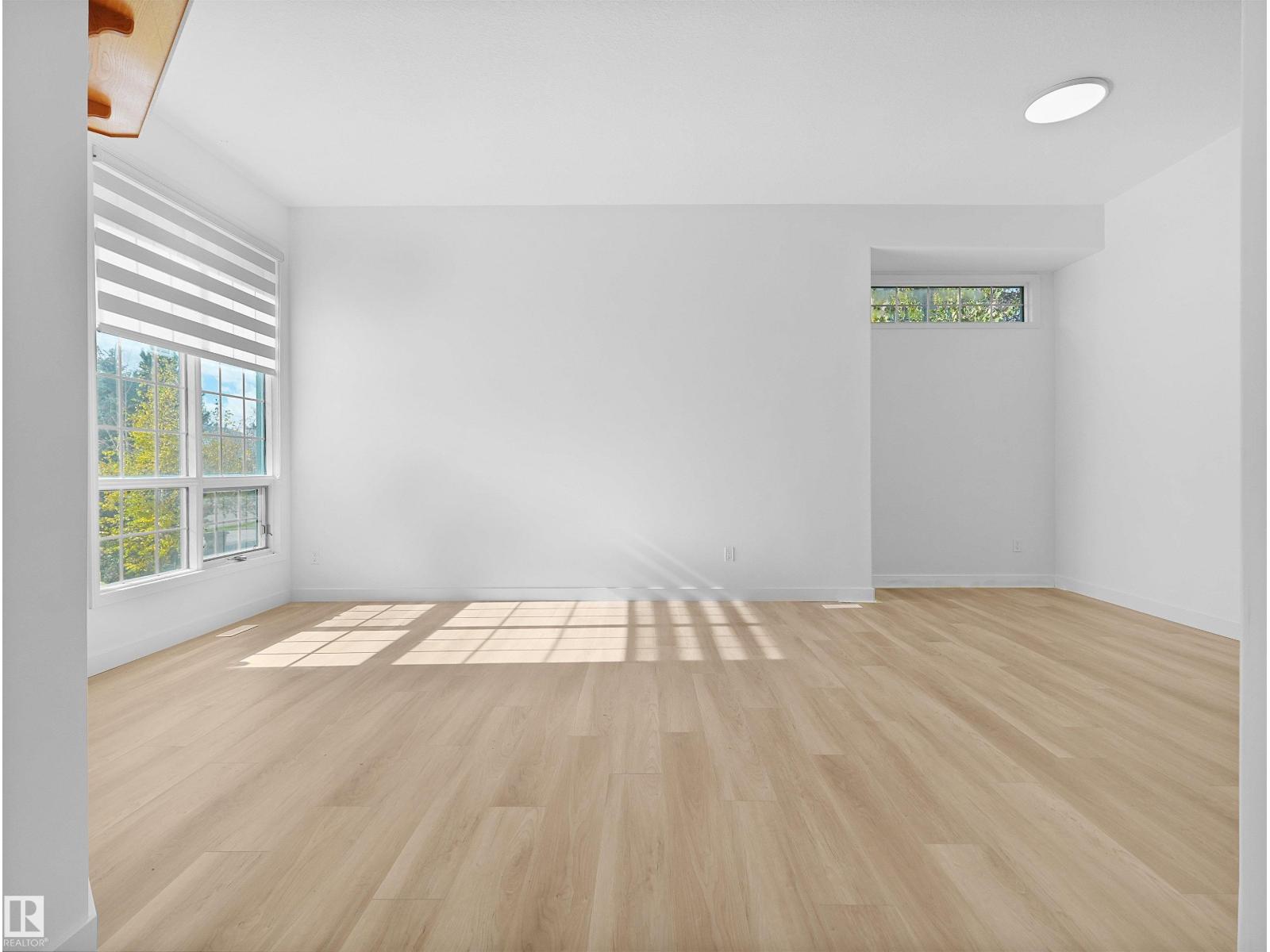 2908 44a Av Nw Property Photo 12