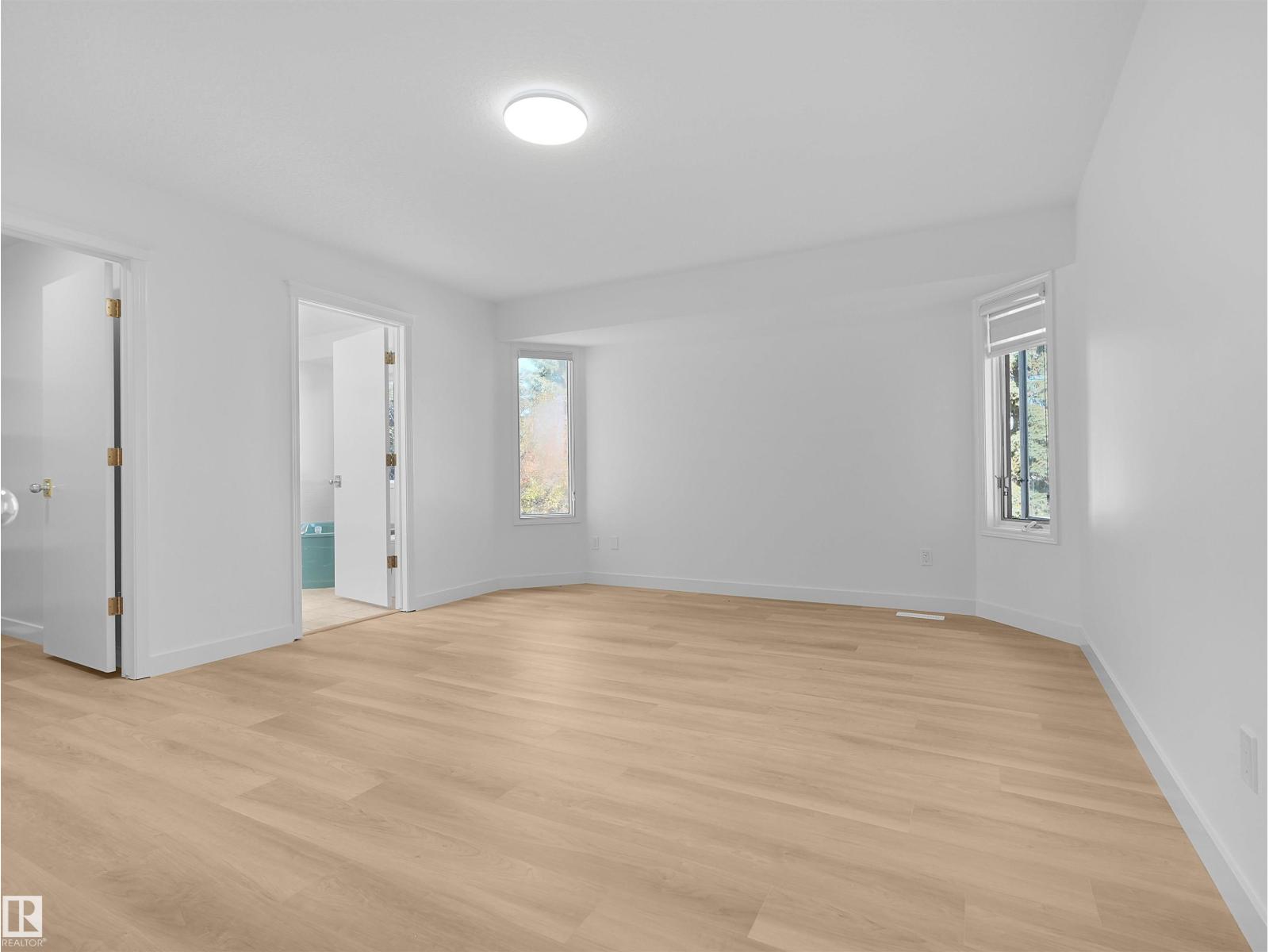 2908 44a Av Nw Property Photo 35