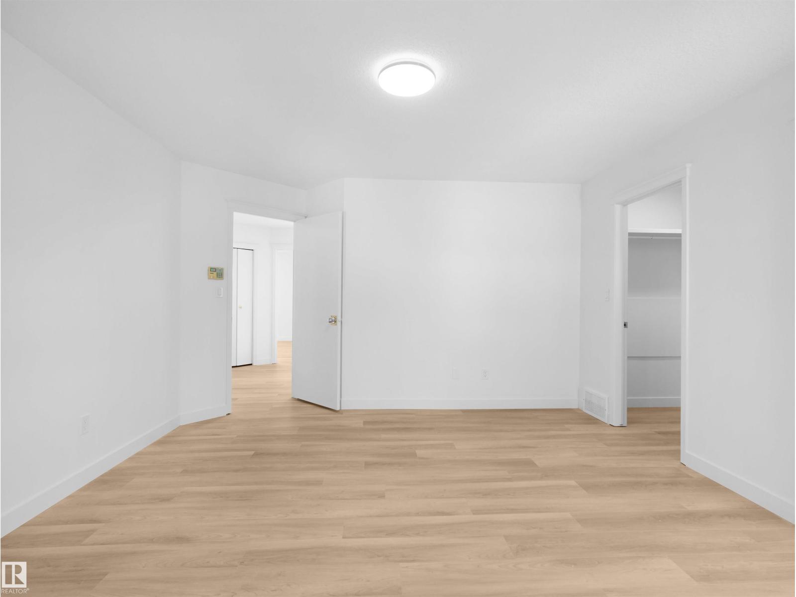 2908 44a Av Nw Property Photo 36