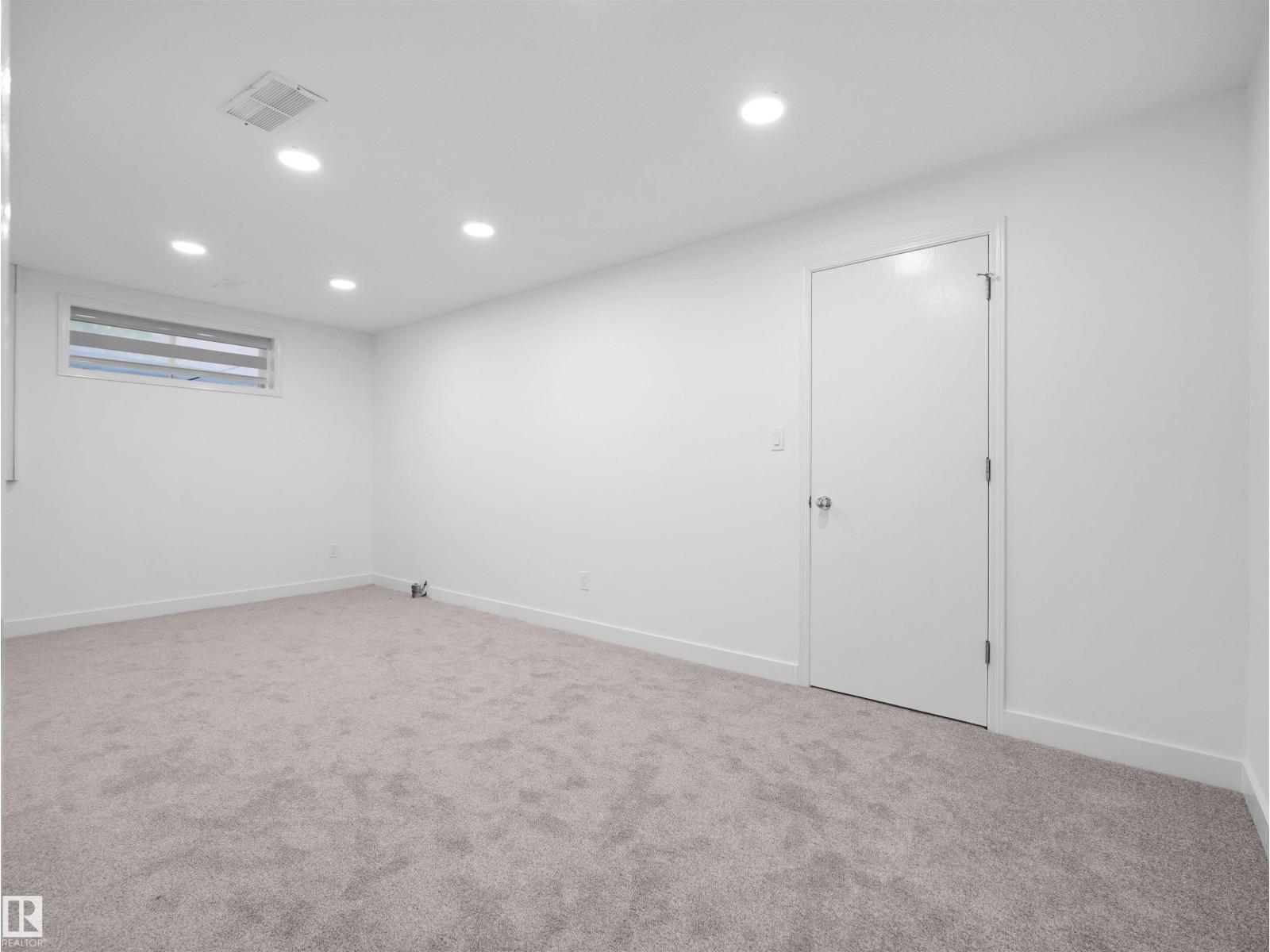 2908 44a Av Nw Property Photo 46