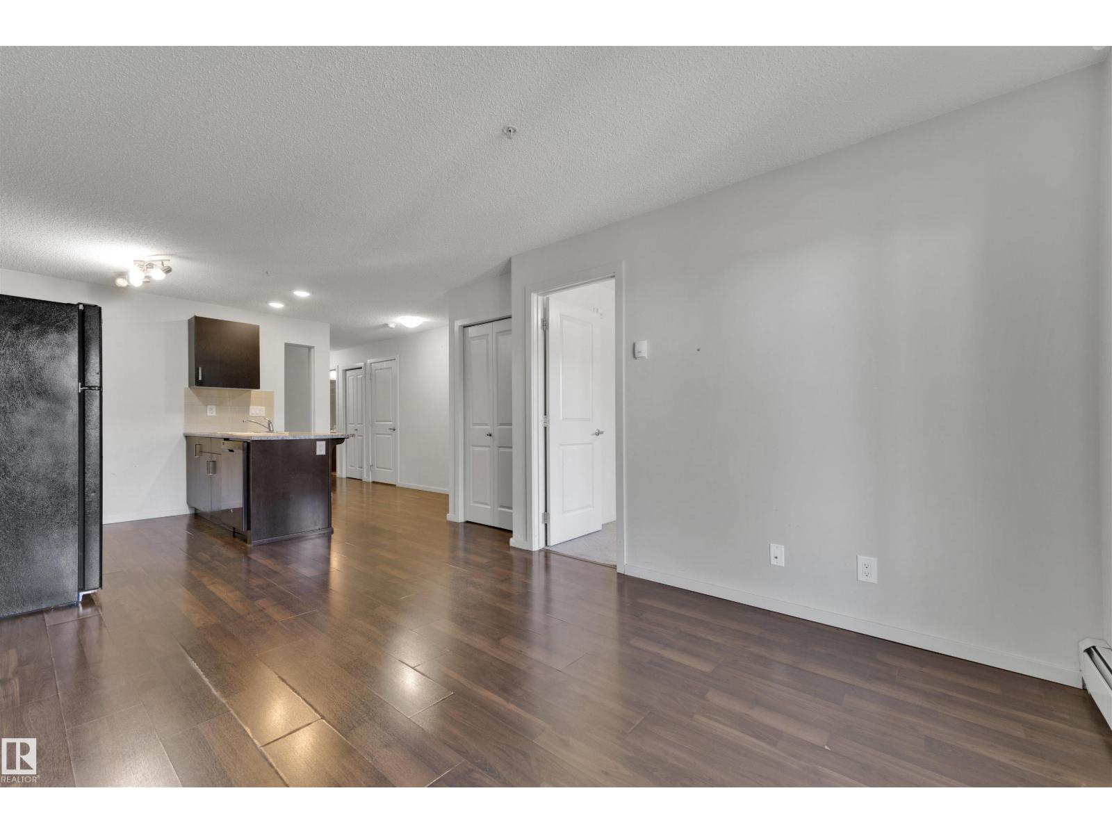 #326 5515 7 Av Sw Property Photo 17