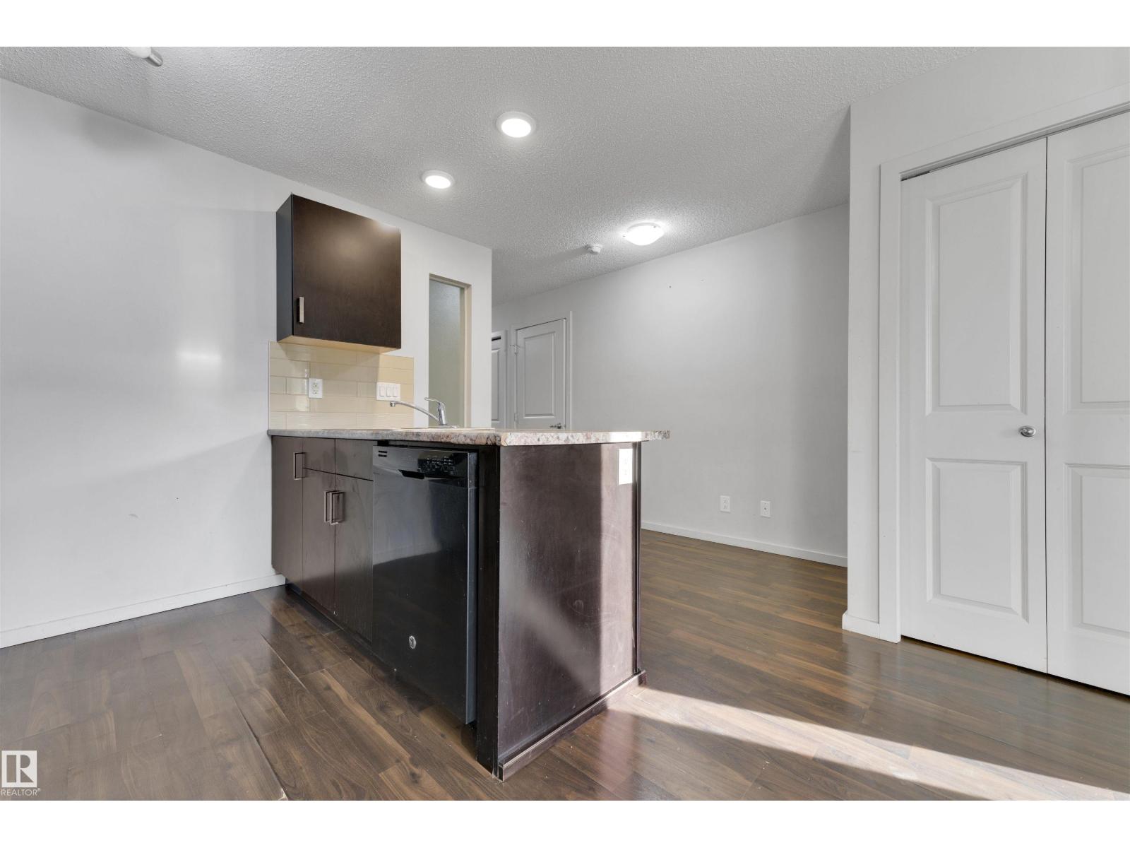 #326 5515 7 Av Sw Property Photo 18