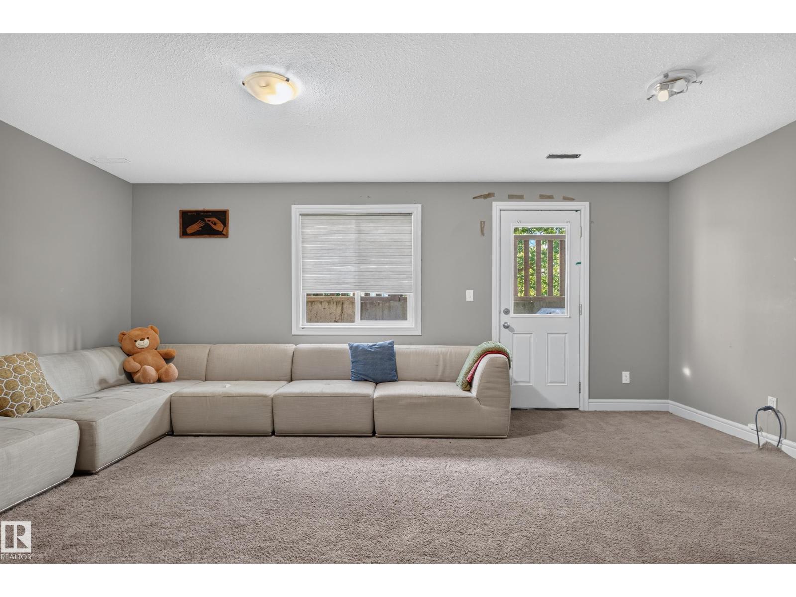 #21 15151 43 St Nw Nw Property Photo 23