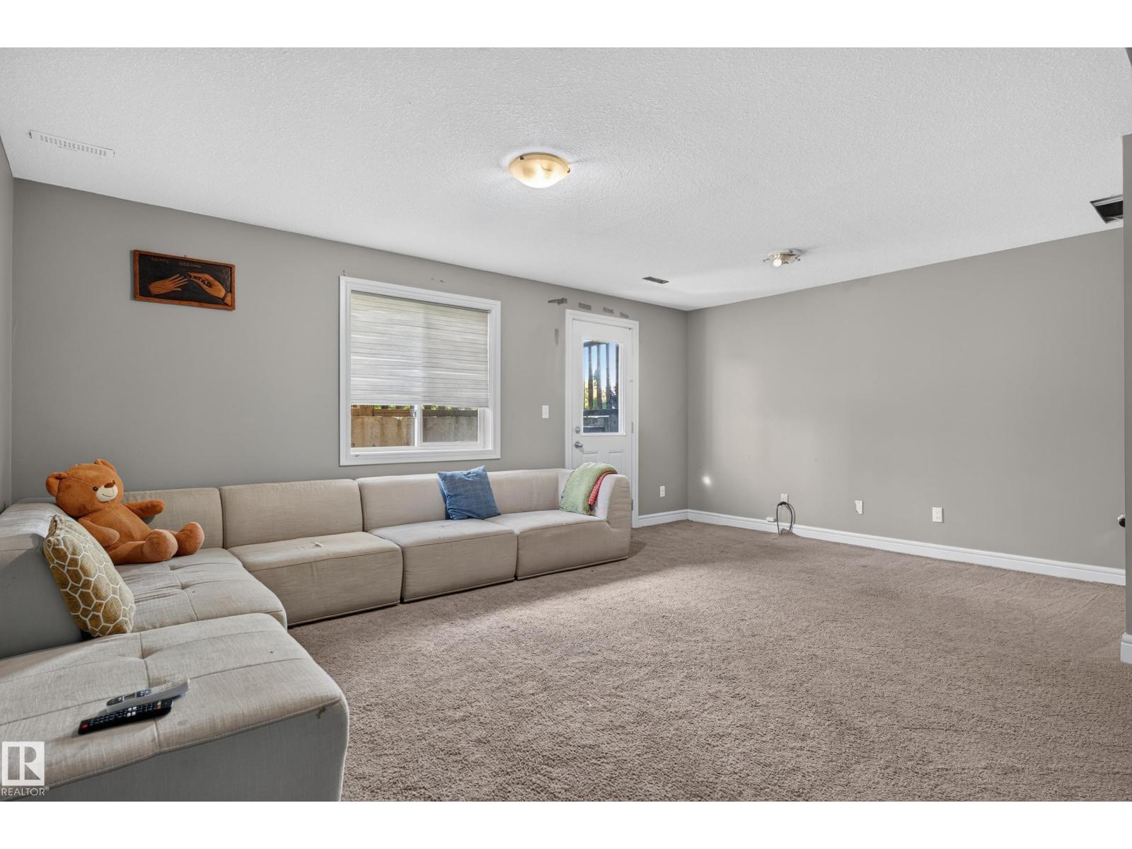 #21 15151 43 St Nw Nw Property Photo 25