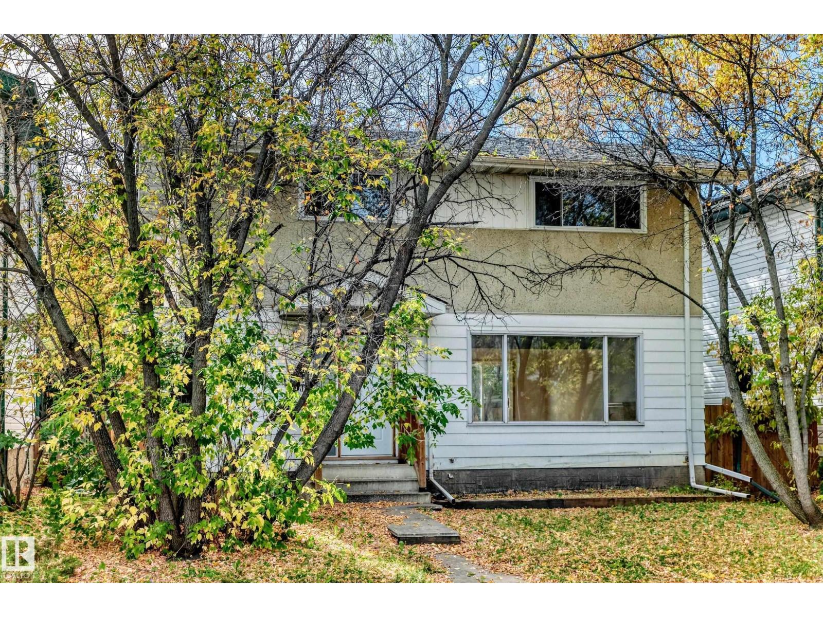 10919 69 Av Nw Property Photo 3