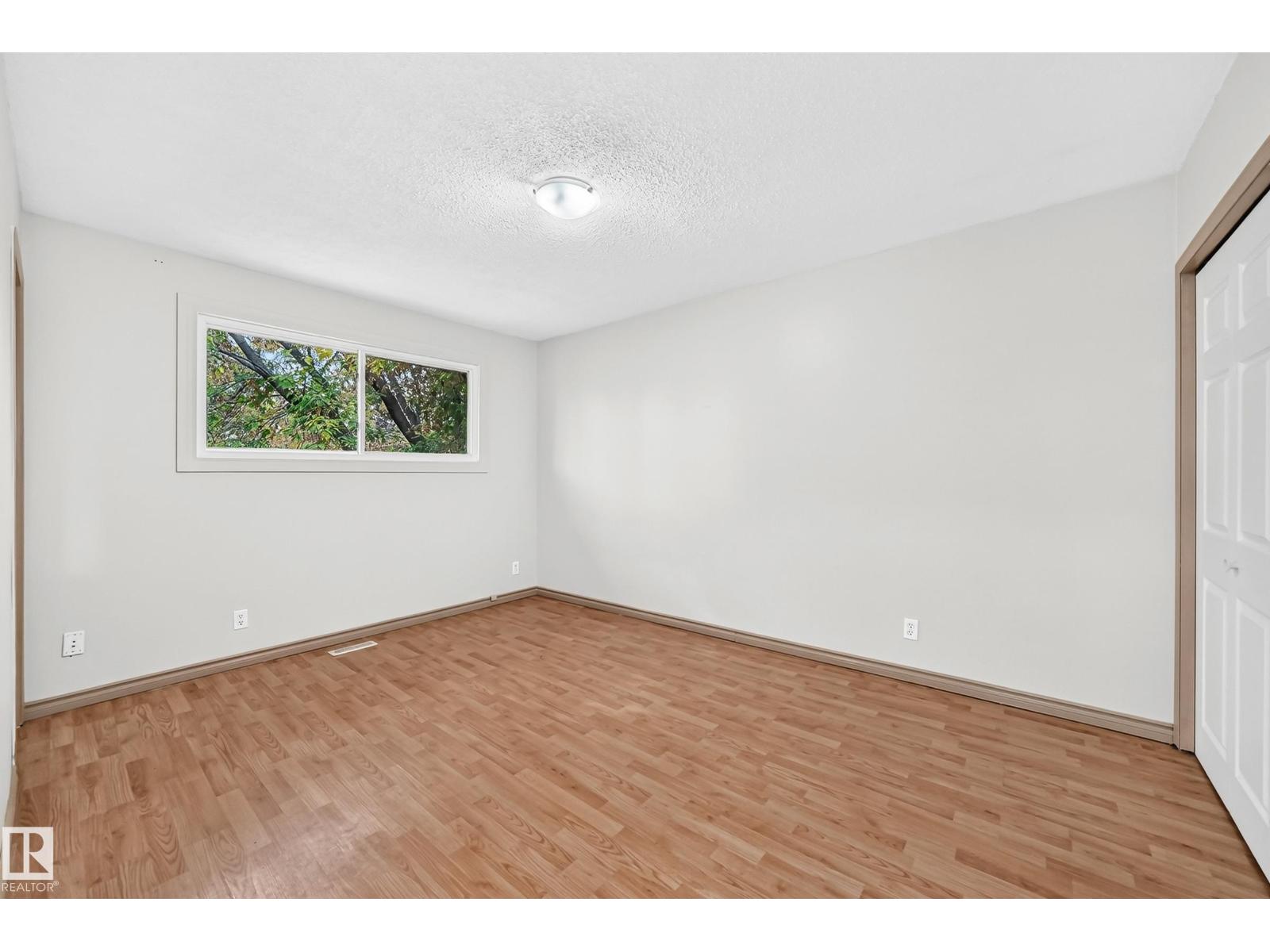 10919 69 Av Nw Property Photo 28