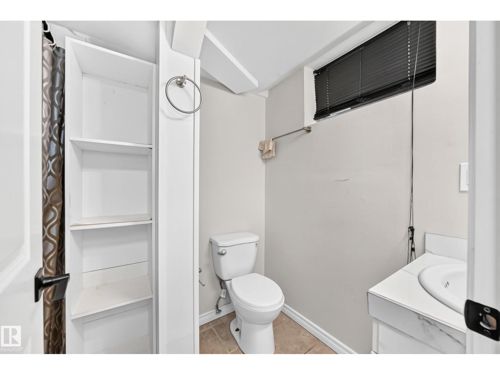 10919 69 Av Nw Property Photo 50