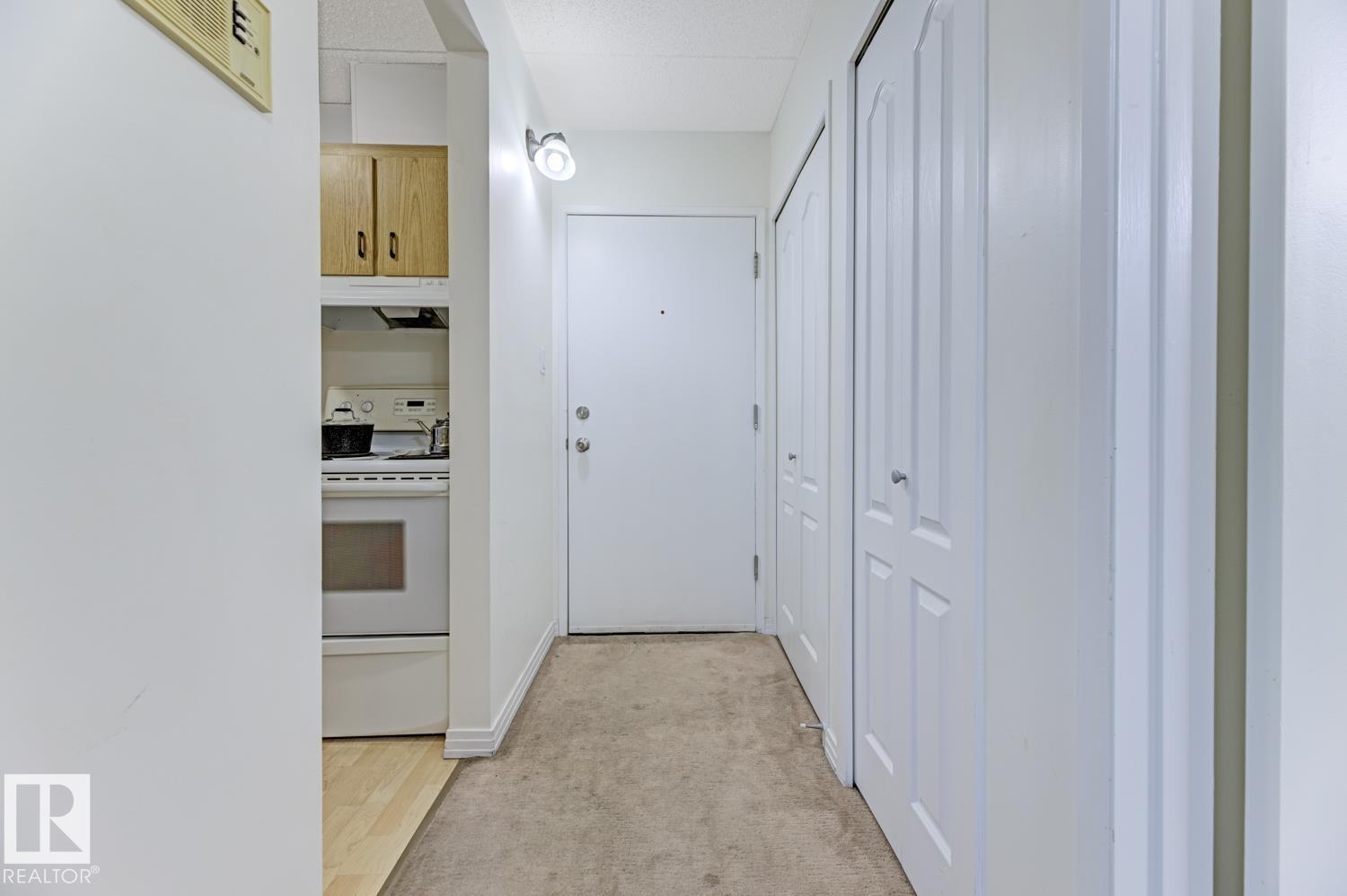 #404 11026 106 St Nw Property Photo 11