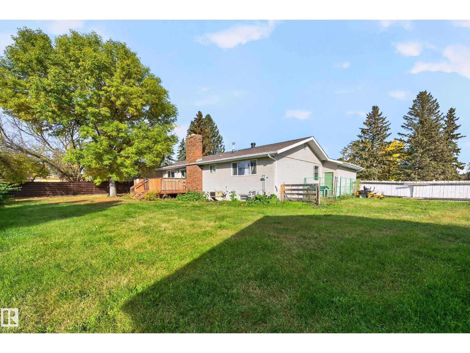 109 Evergreen Cr Property Photo 10