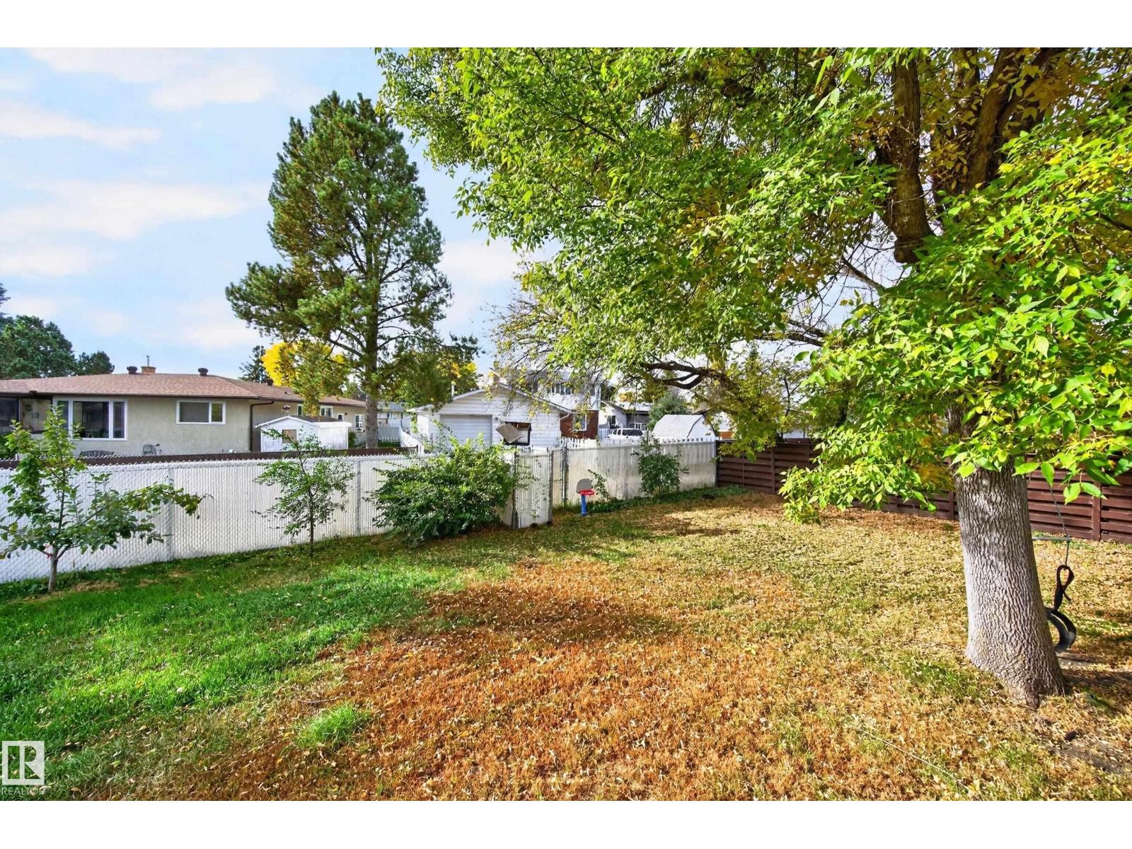 109 Evergreen Cr Property Photo 15