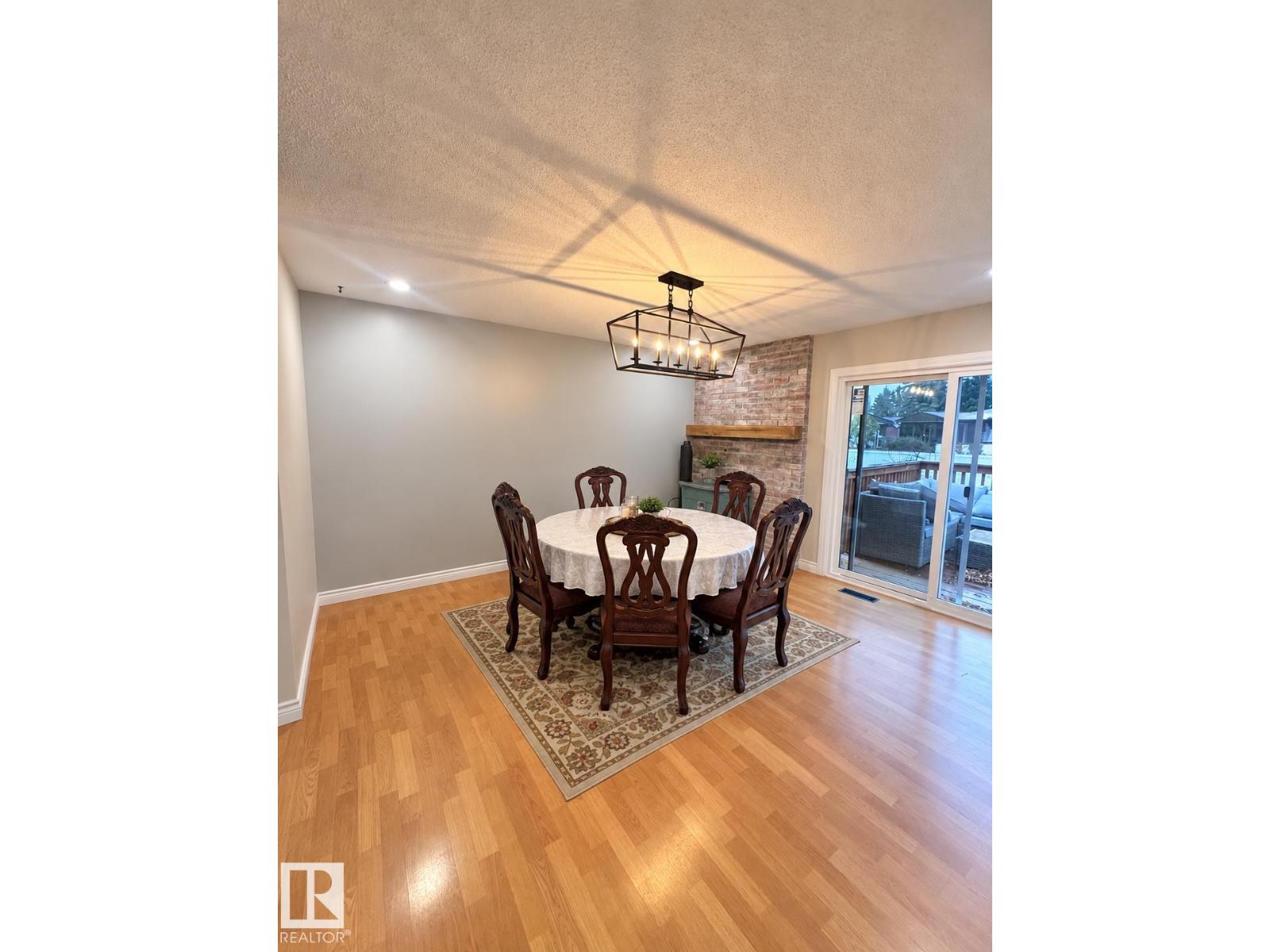 109 Evergreen Cr Property Photo 32