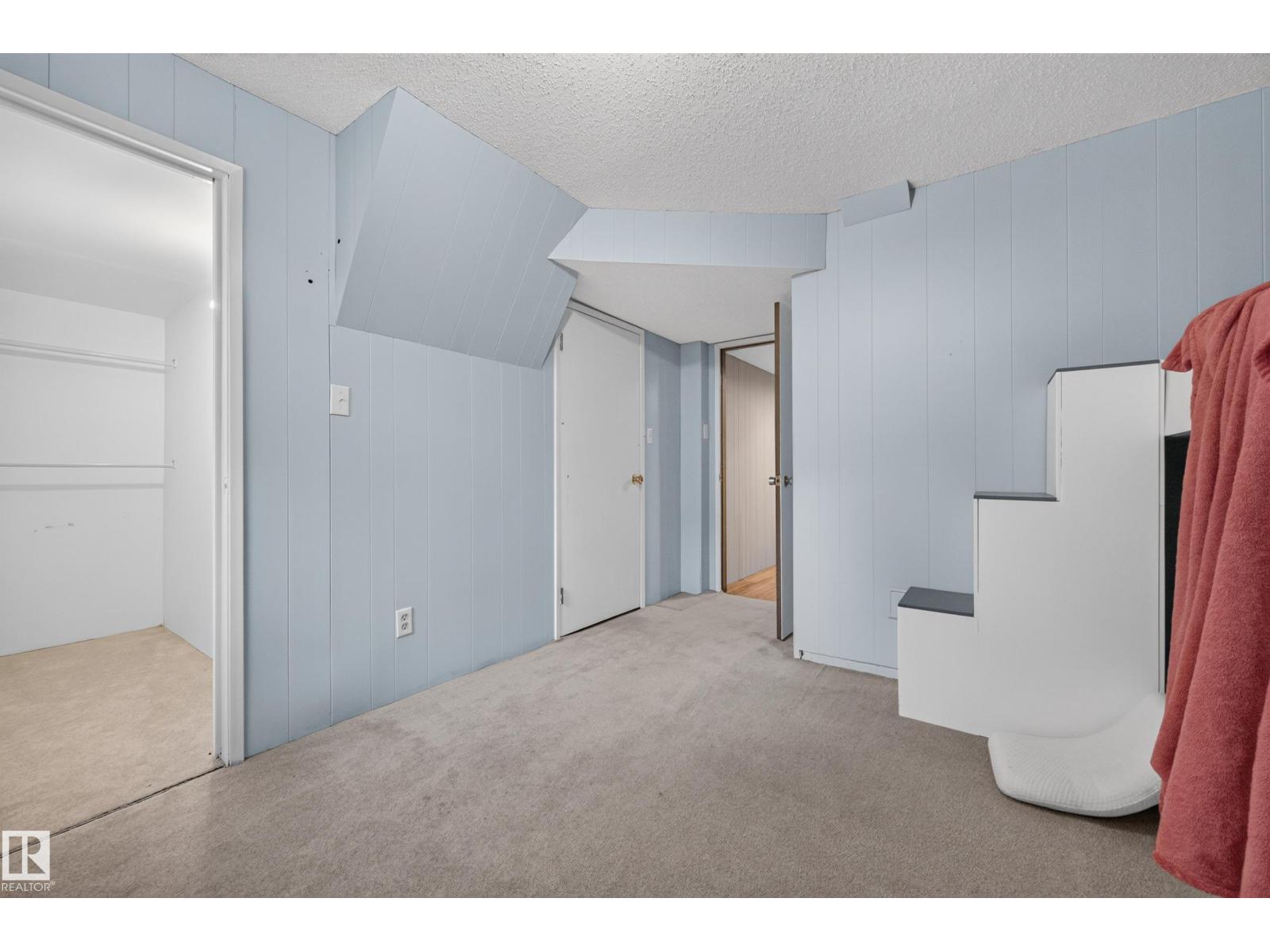 109 Evergreen Cr Property Photo 53