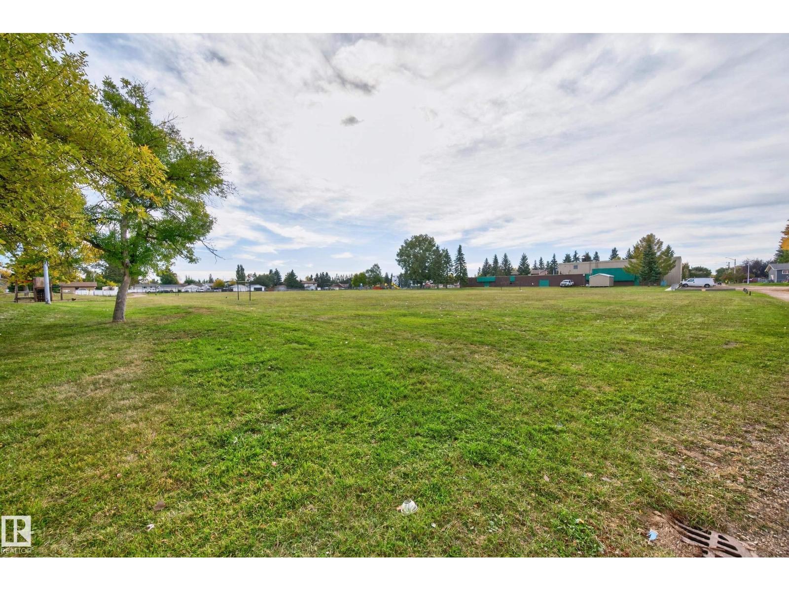 109 Evergreen Cr Property Photo 64