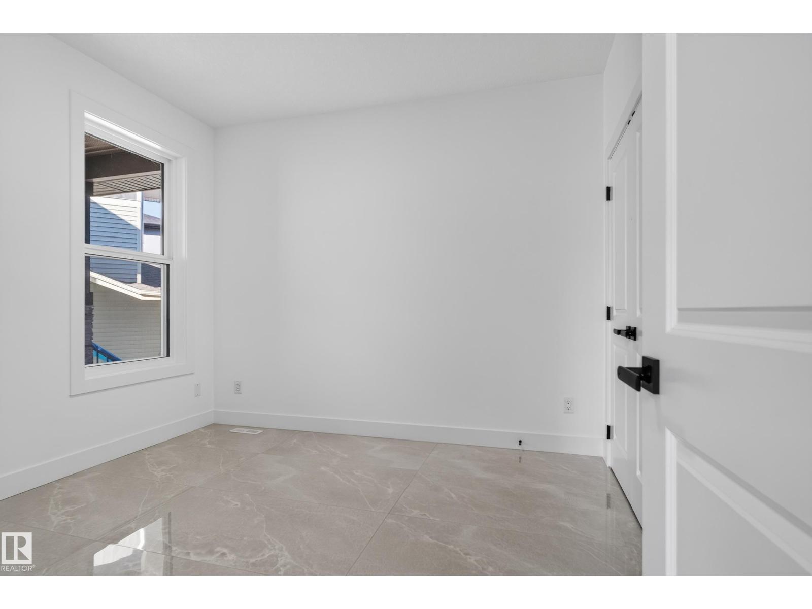 6320 24 St Ne Ne Property Photo 27