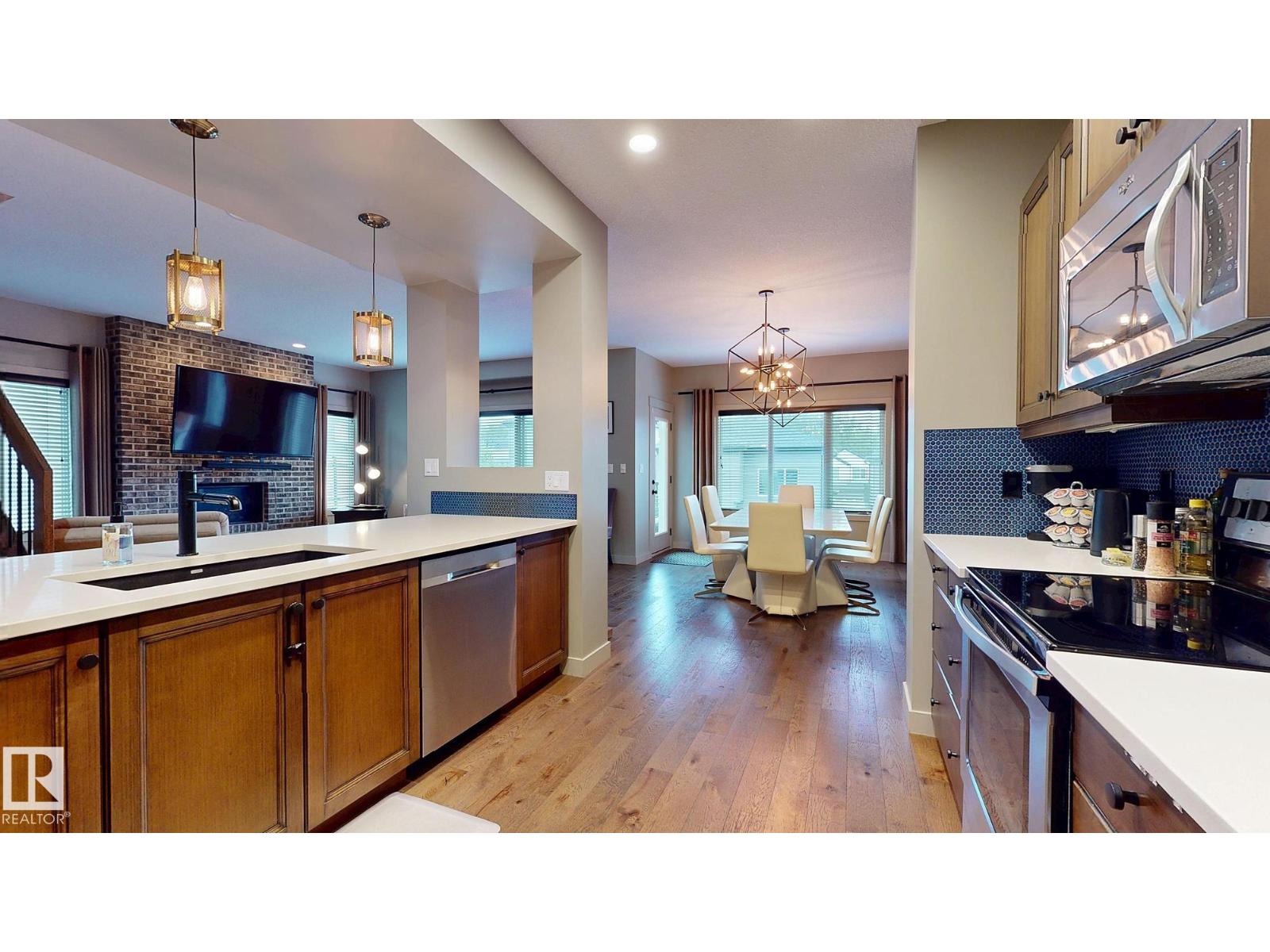 223 Hawks Ridge Bv Nw Property Photo 8