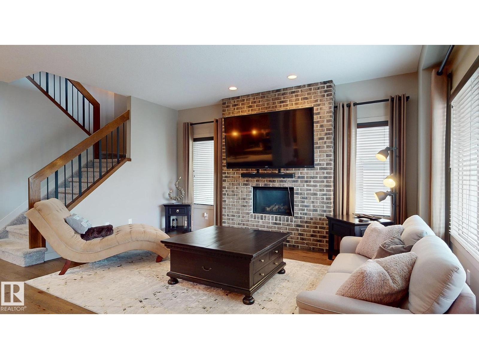 223 Hawks Ridge Bv Nw Property Photo 18