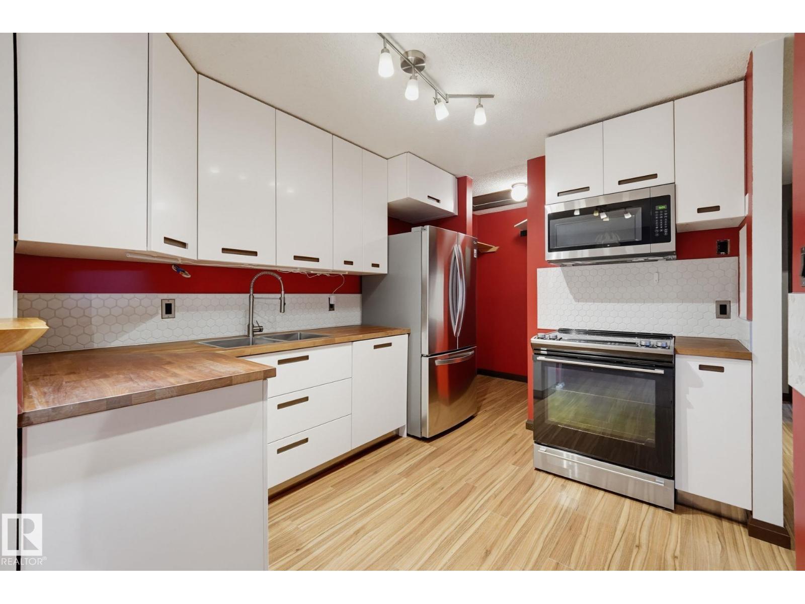 1180 Saddleback Rd Nw Property Photo 4